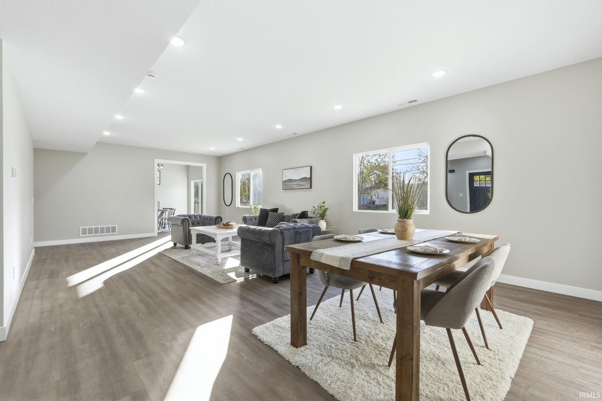 Photo 13 of 2812 Drexel Avenue