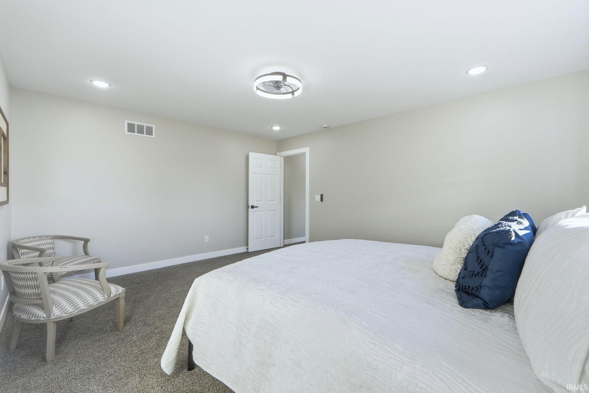 Photo 18 of 2812 Drexel Avenue