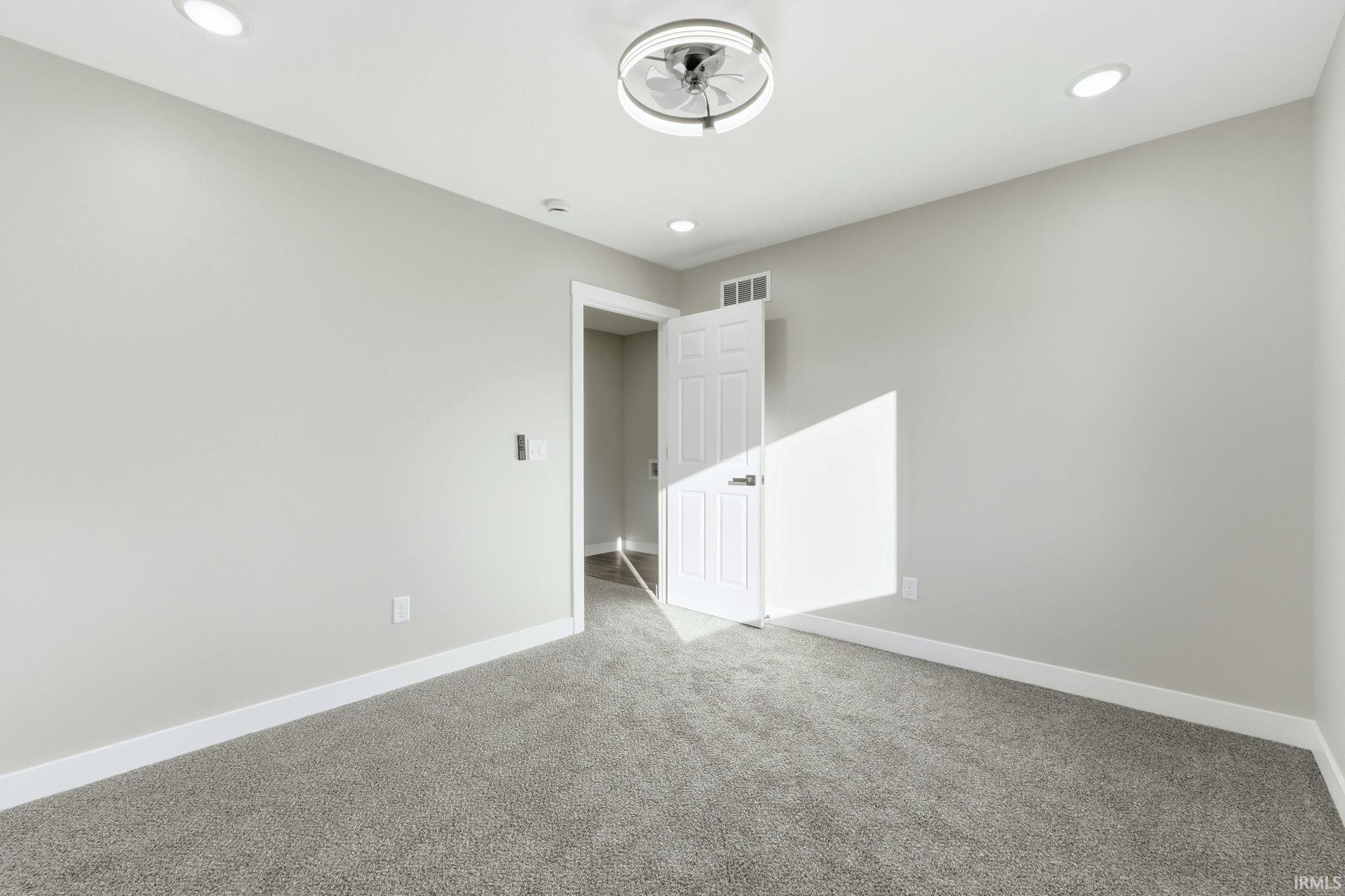 Photo 26 of 2812 Drexel Avenue