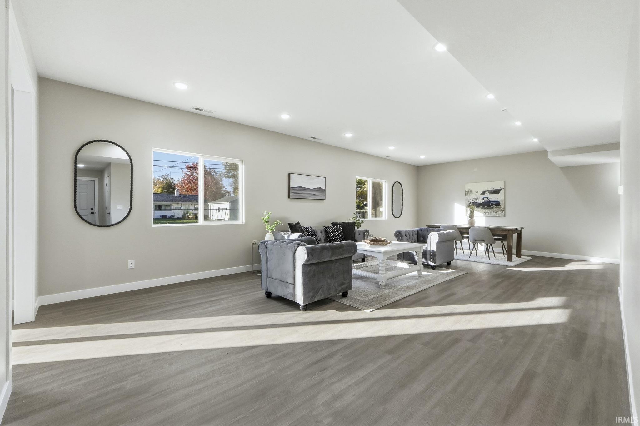 Photo 6 of 2812 Drexel Avenue