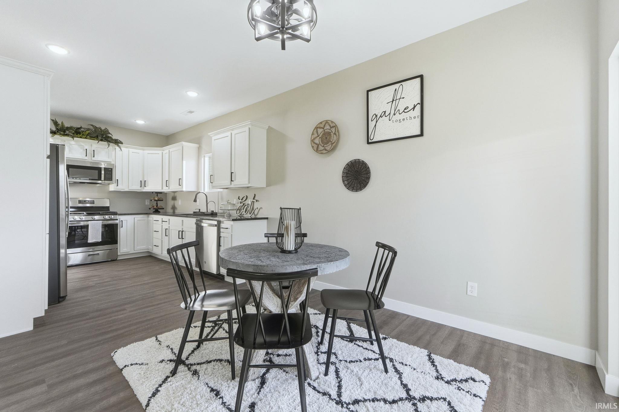 Photo 7 of 2812 Drexel Avenue