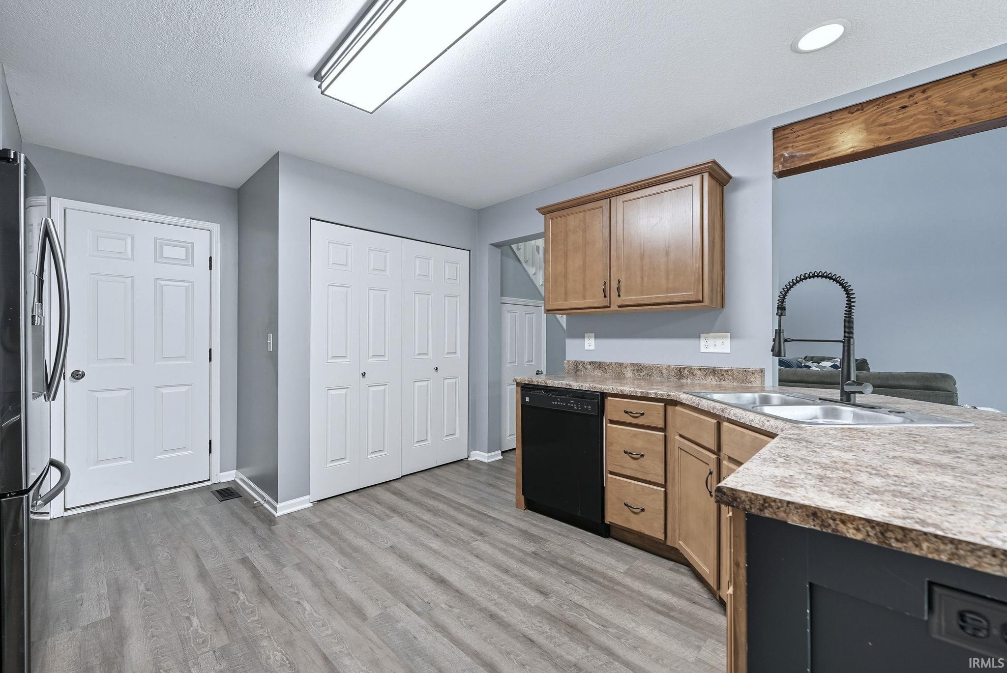 Photo 11 of 15330 Cypress Pointe Drive