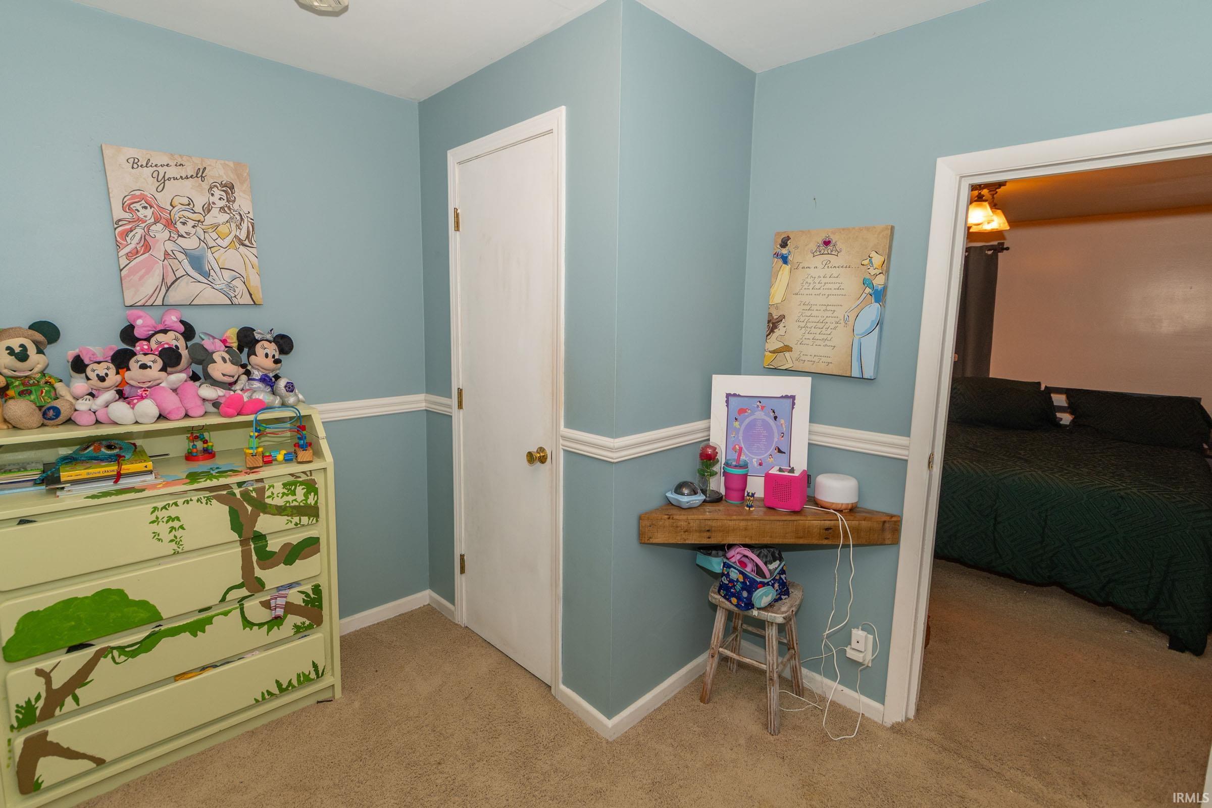 Photo 17 of 223 Kenwood Avenue