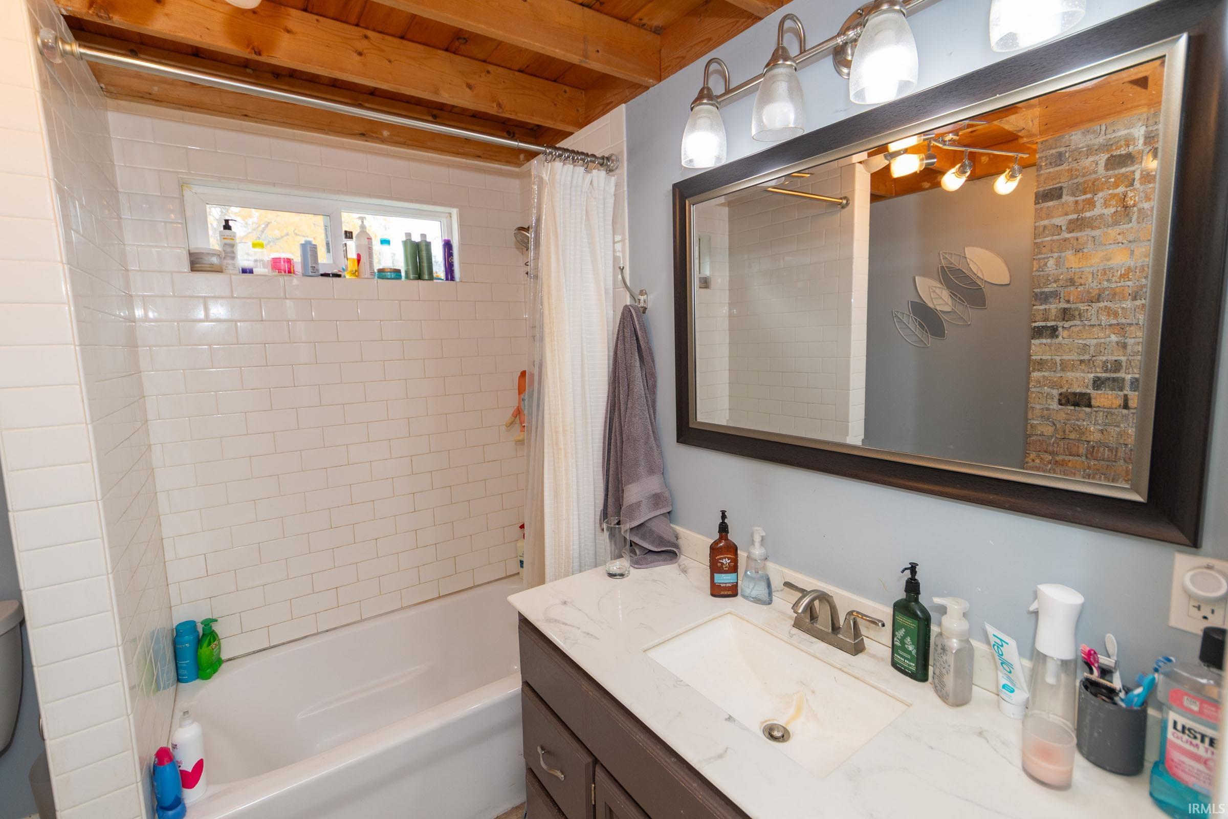 Photo 23 of 223 Kenwood Avenue