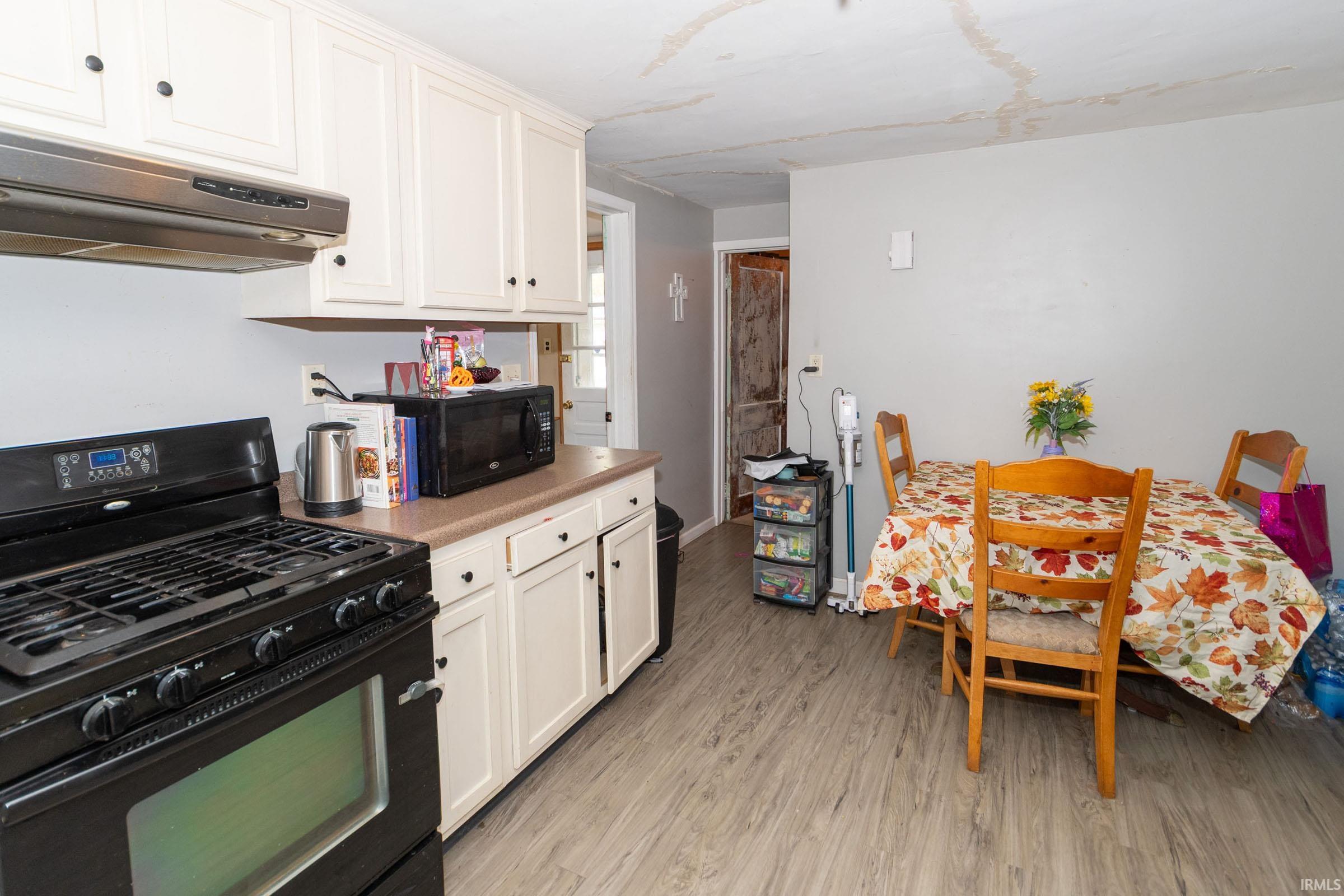 Photo 4 of 223 Kenwood Avenue