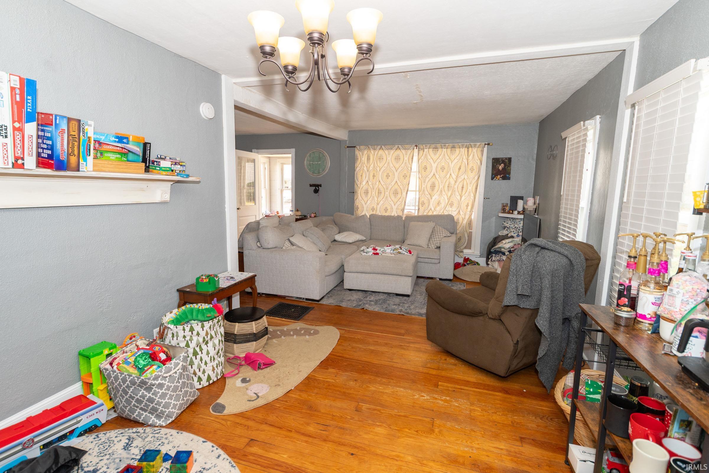 Photo 9 of 223 Kenwood Avenue