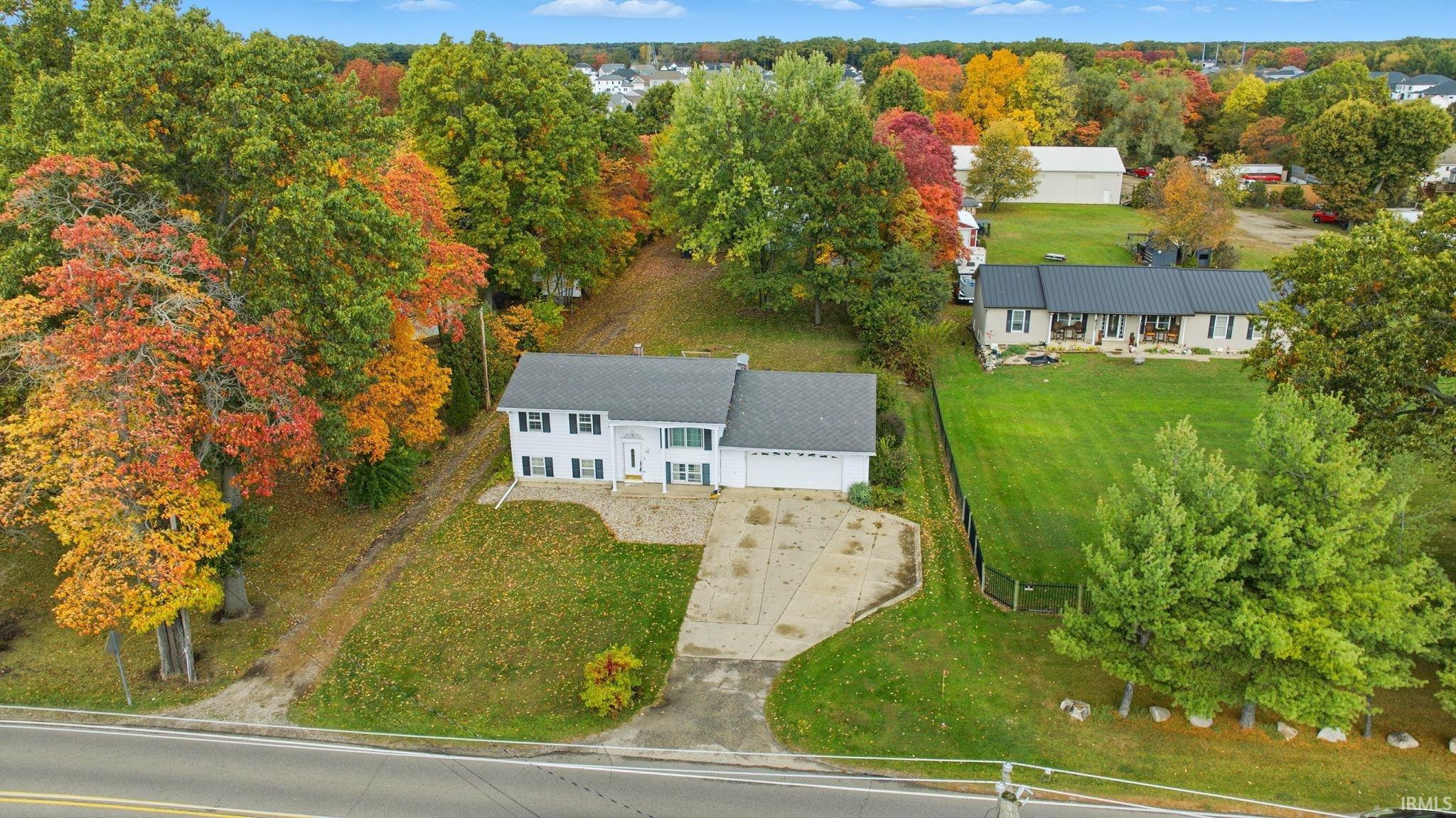 Homes for sale in Osceola, IN | 11341 Edison Rd, Osceola, IN 46561 | MLS# 202543934