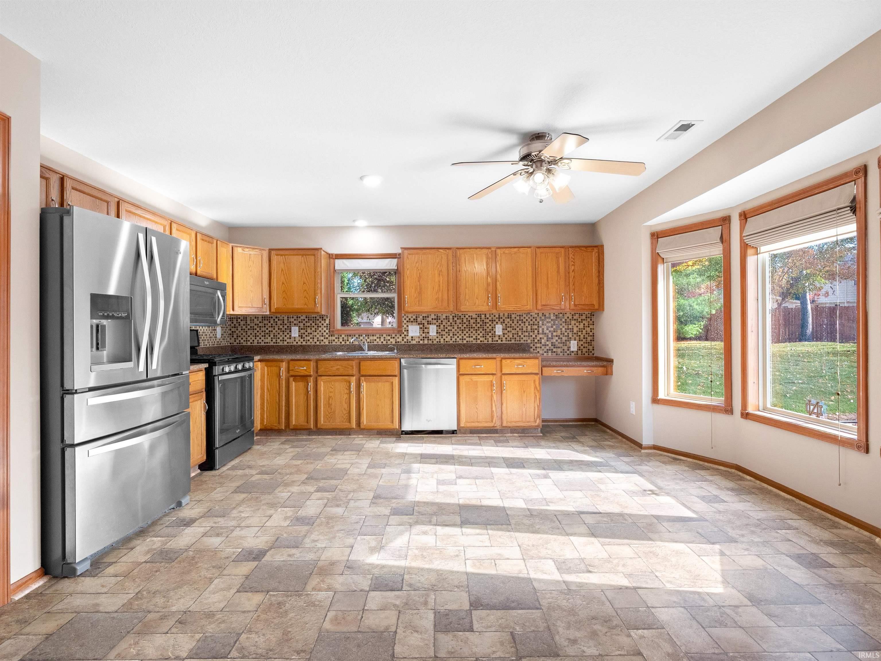 Photo 12 of 1905 Maple Lane