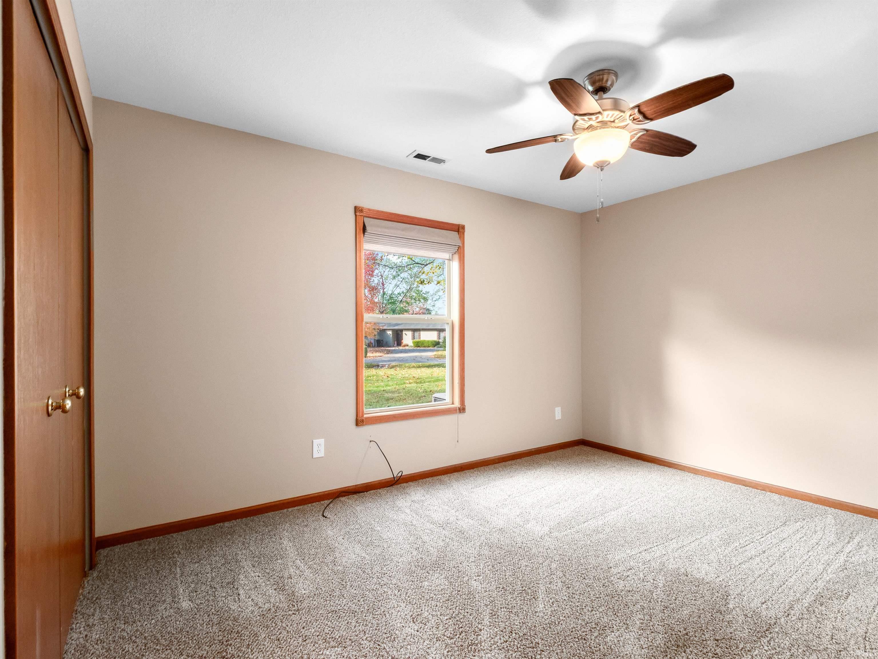 Photo 17 of 1905 Maple Lane