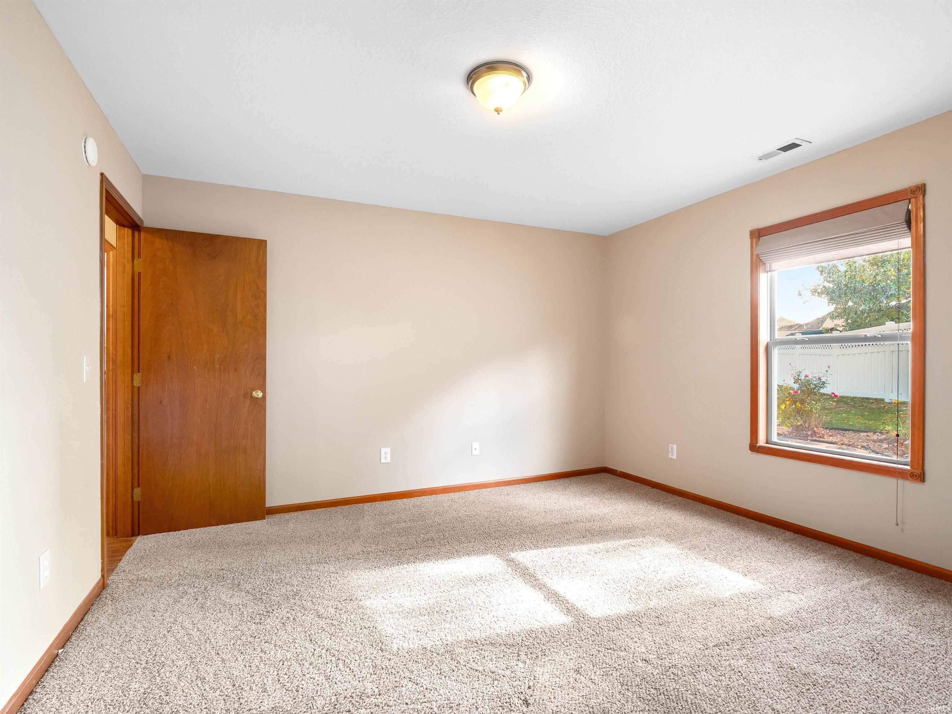 Photo 18 of 1905 Maple Lane