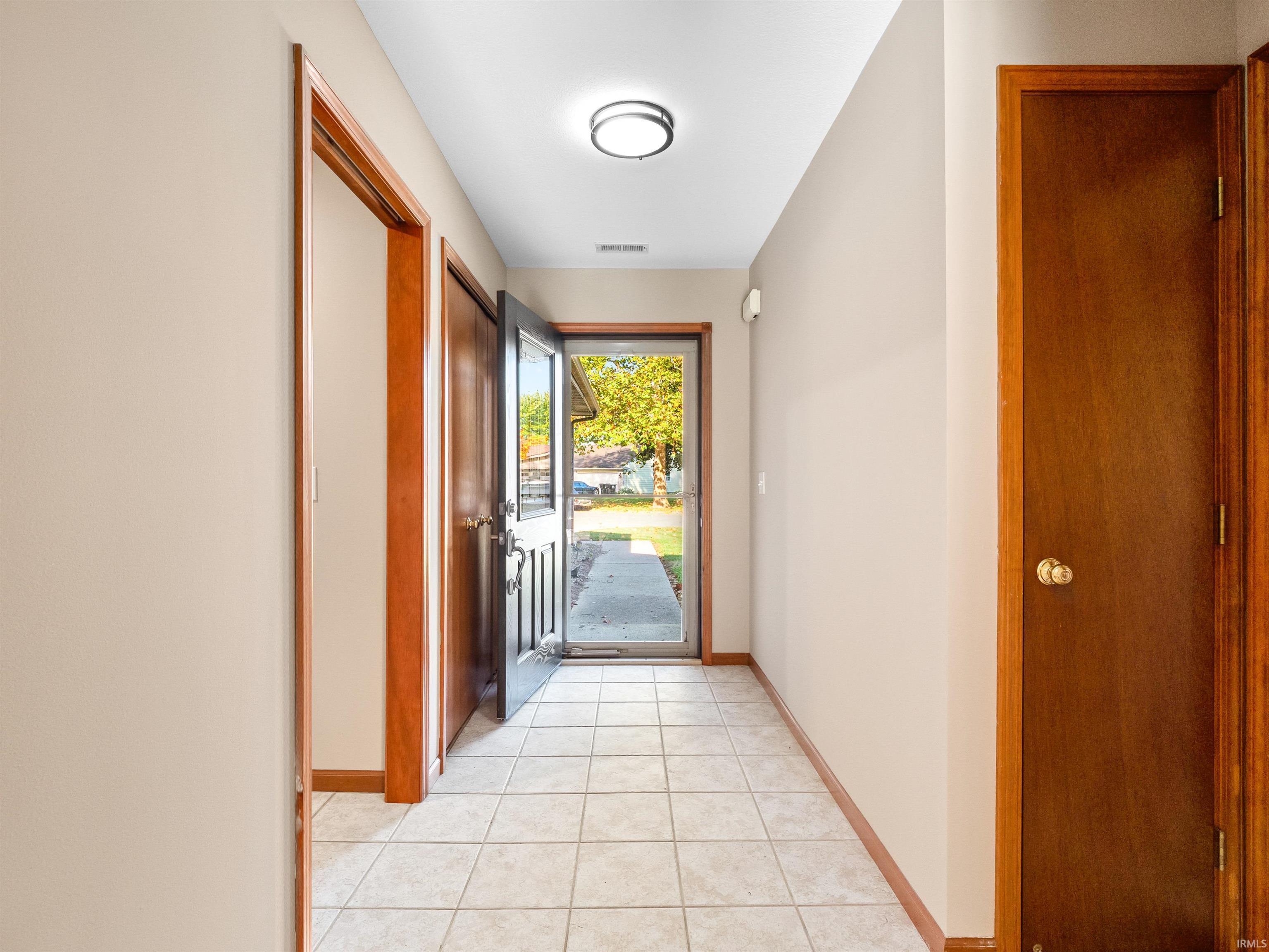 Photo 24 of 1905 Maple Lane