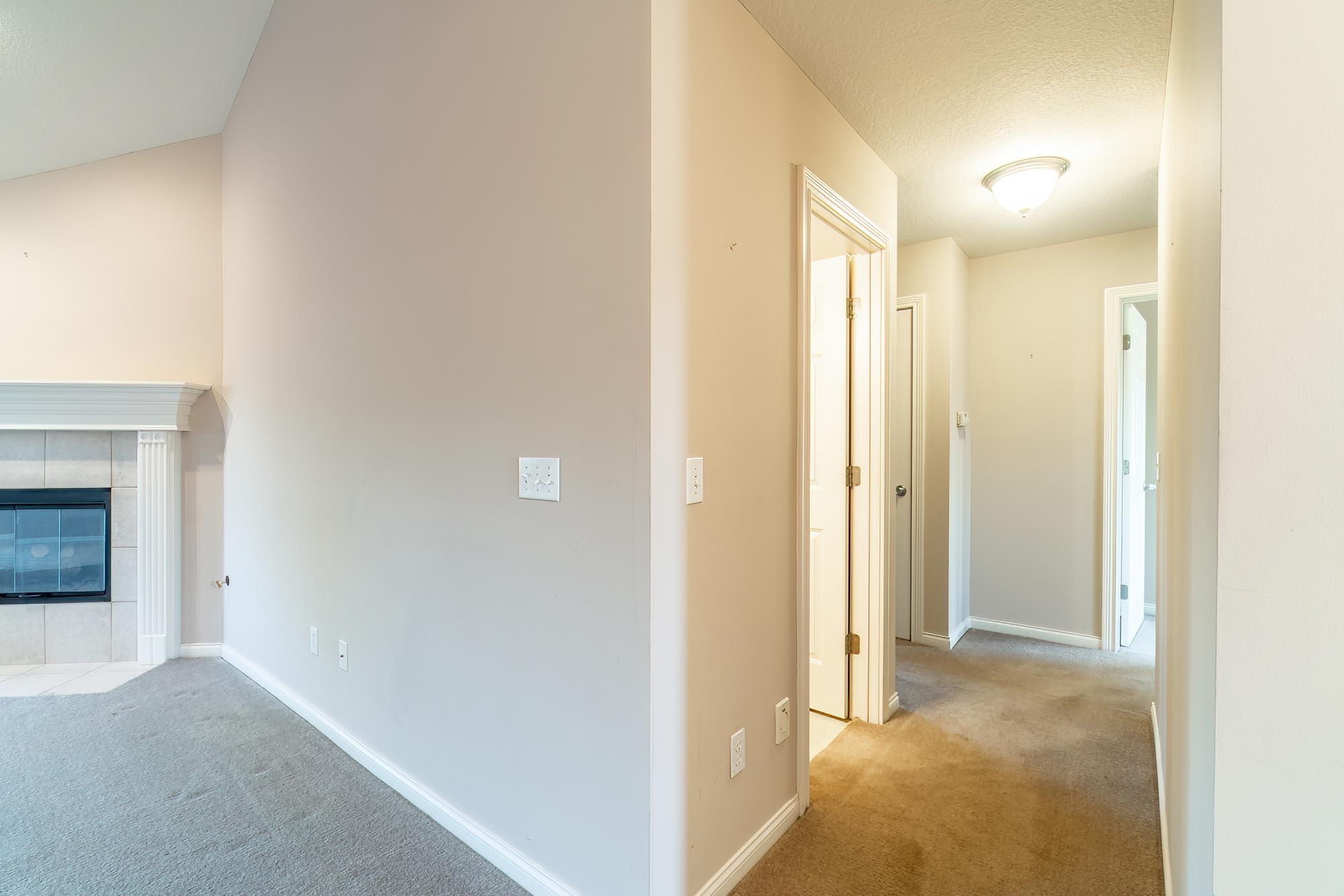 Photo 18 of 6717 Creekwood Lane