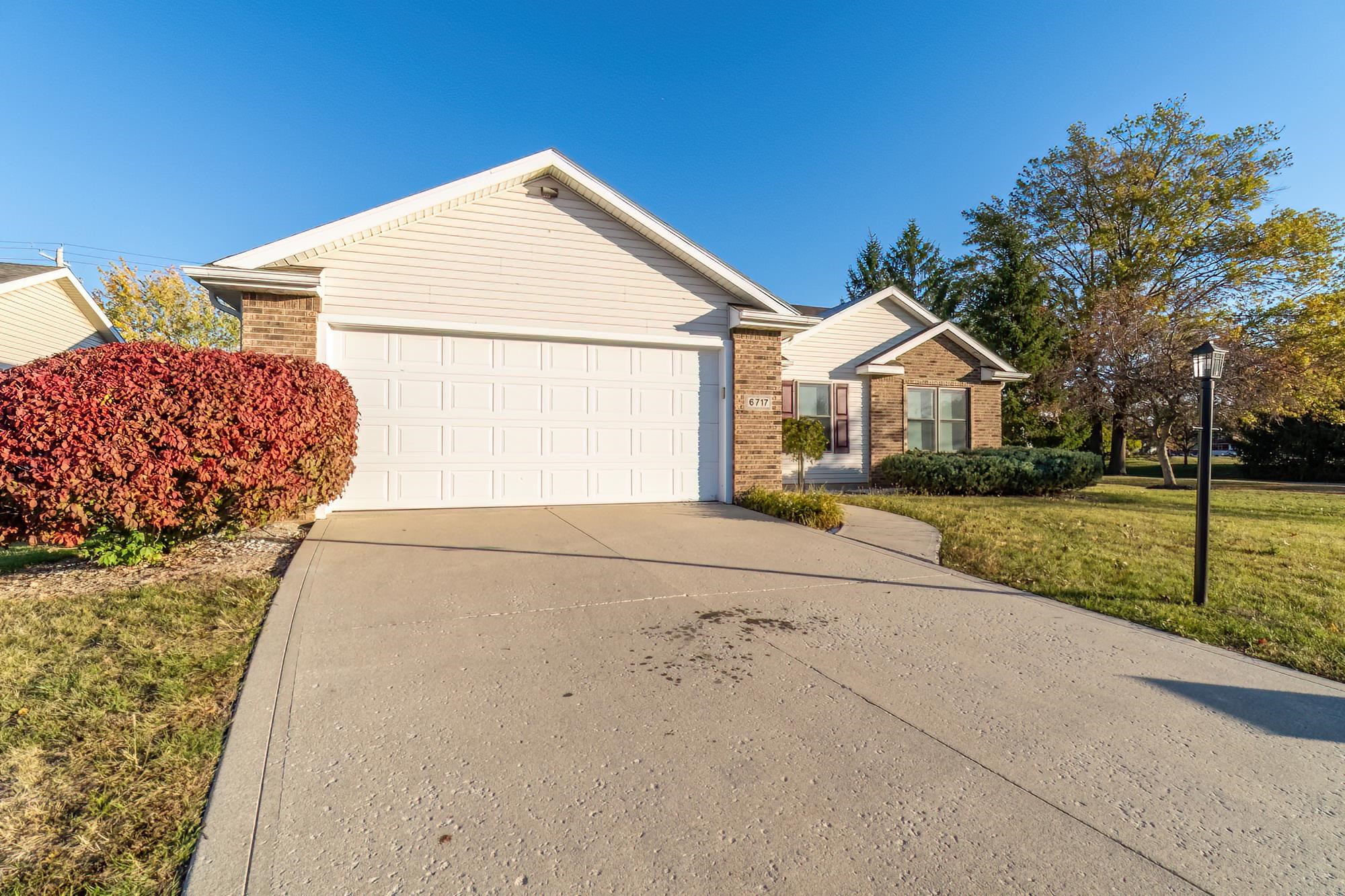 Photo 35 of 6717 Creekwood Lane