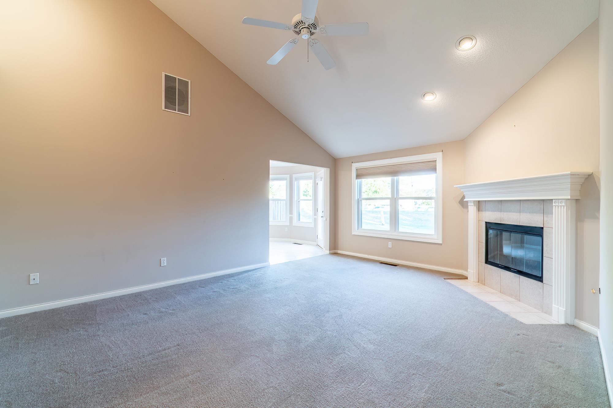 Photo 4 of 6717 Creekwood Lane