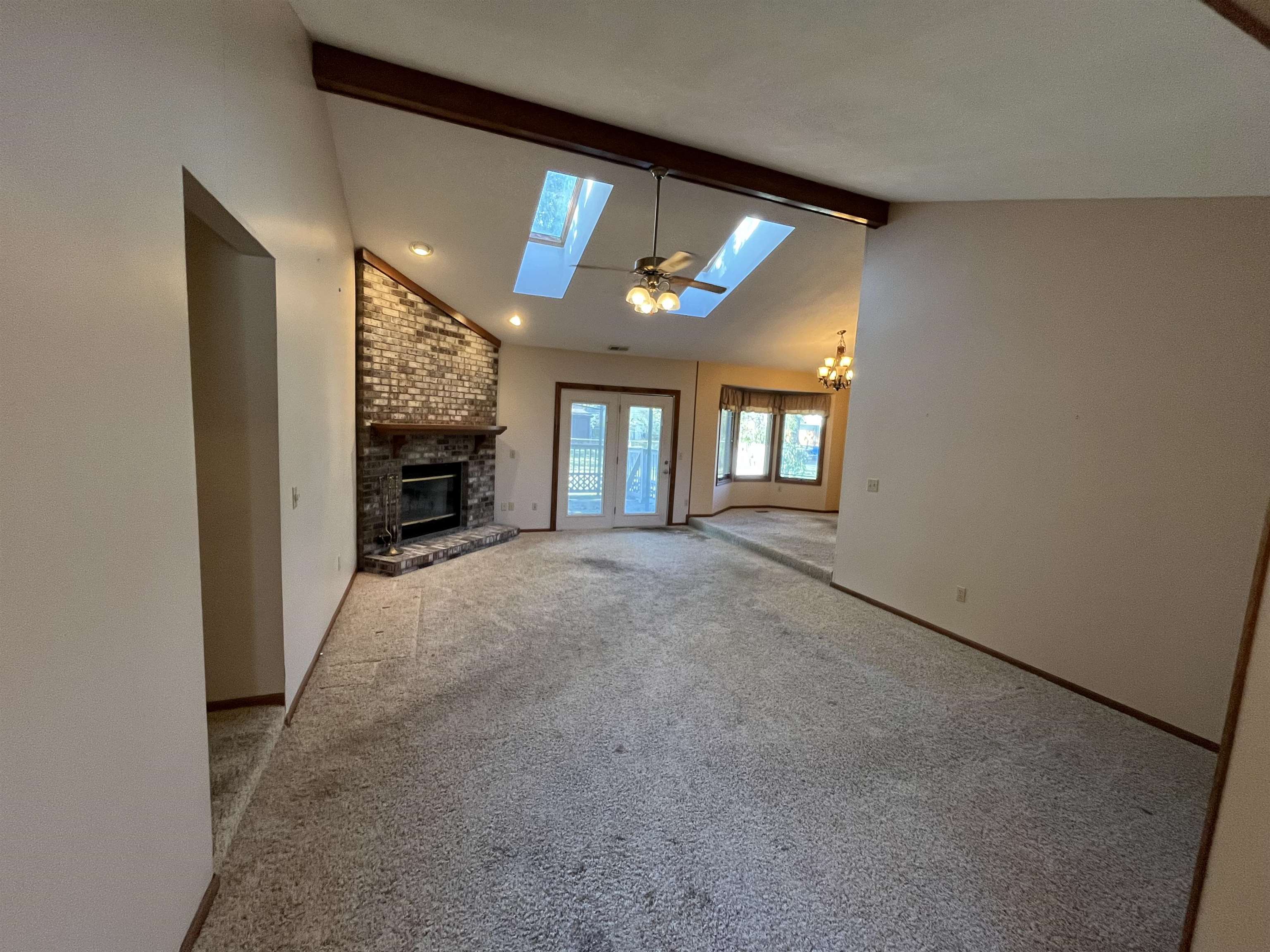 Photo 11 of 5925 Gate Tree Lane