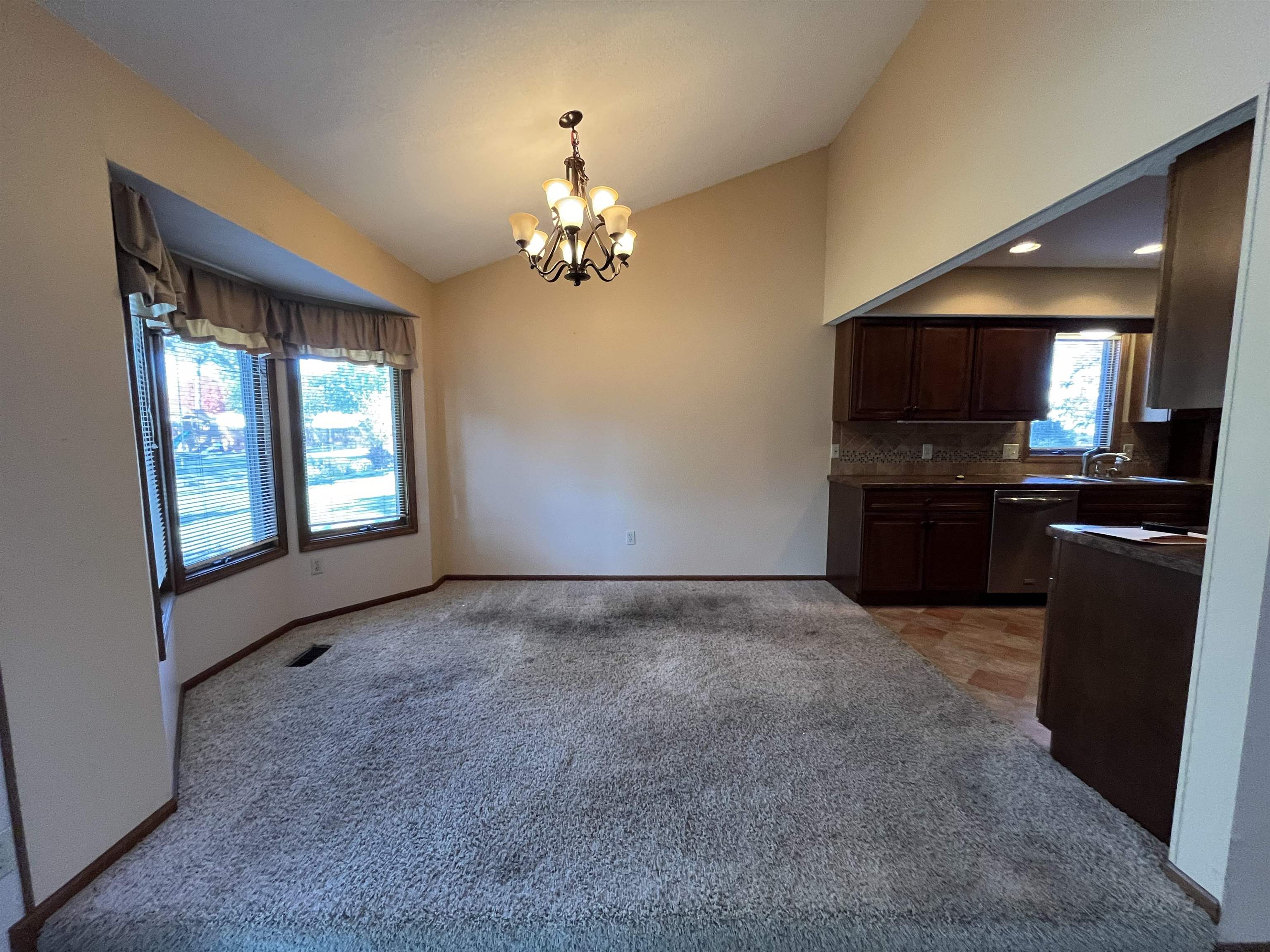 Photo 15 of 5925 Gate Tree Lane