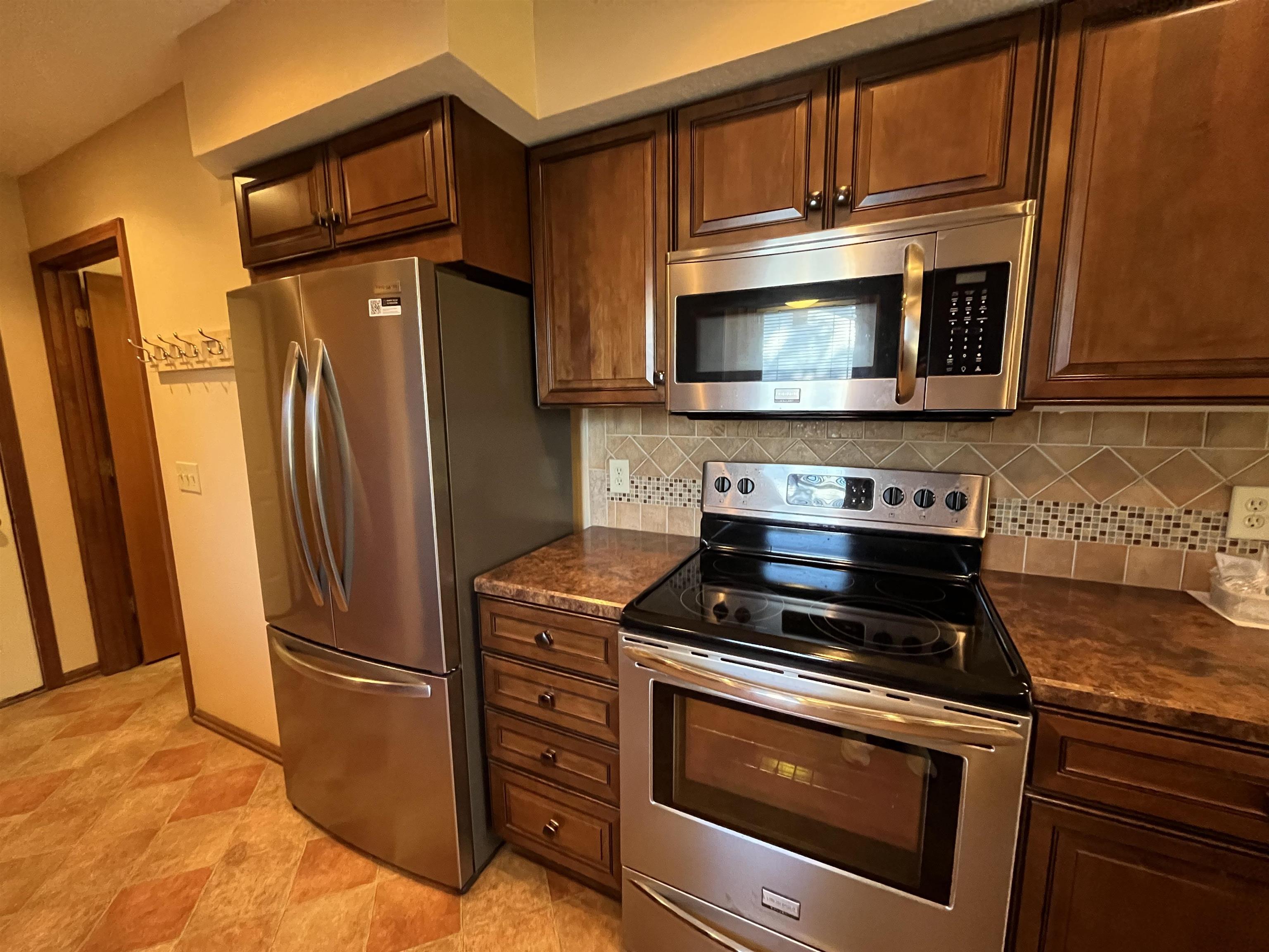 Photo 20 of 5925 Gate Tree Lane