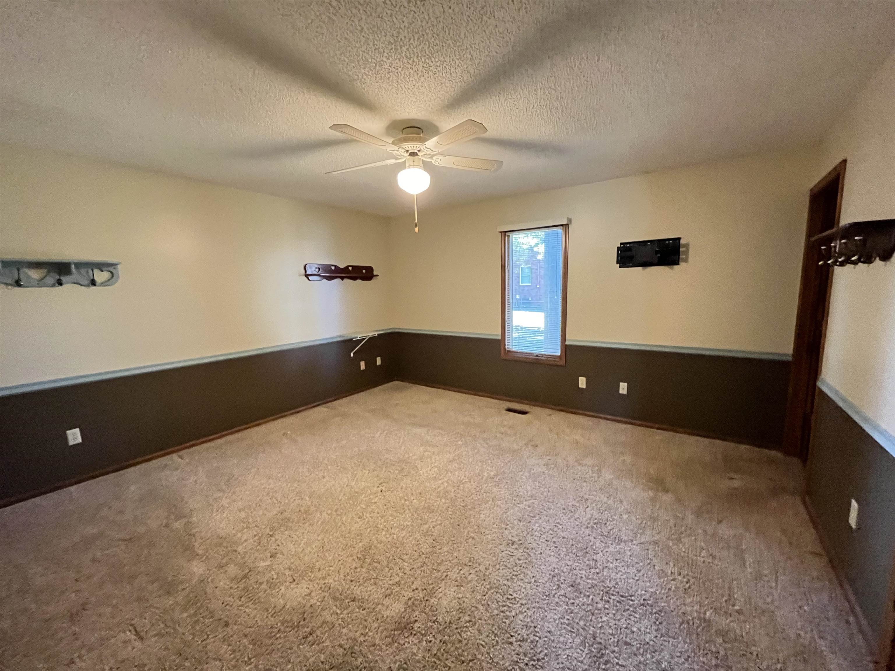 Photo 24 of 5925 Gate Tree Lane