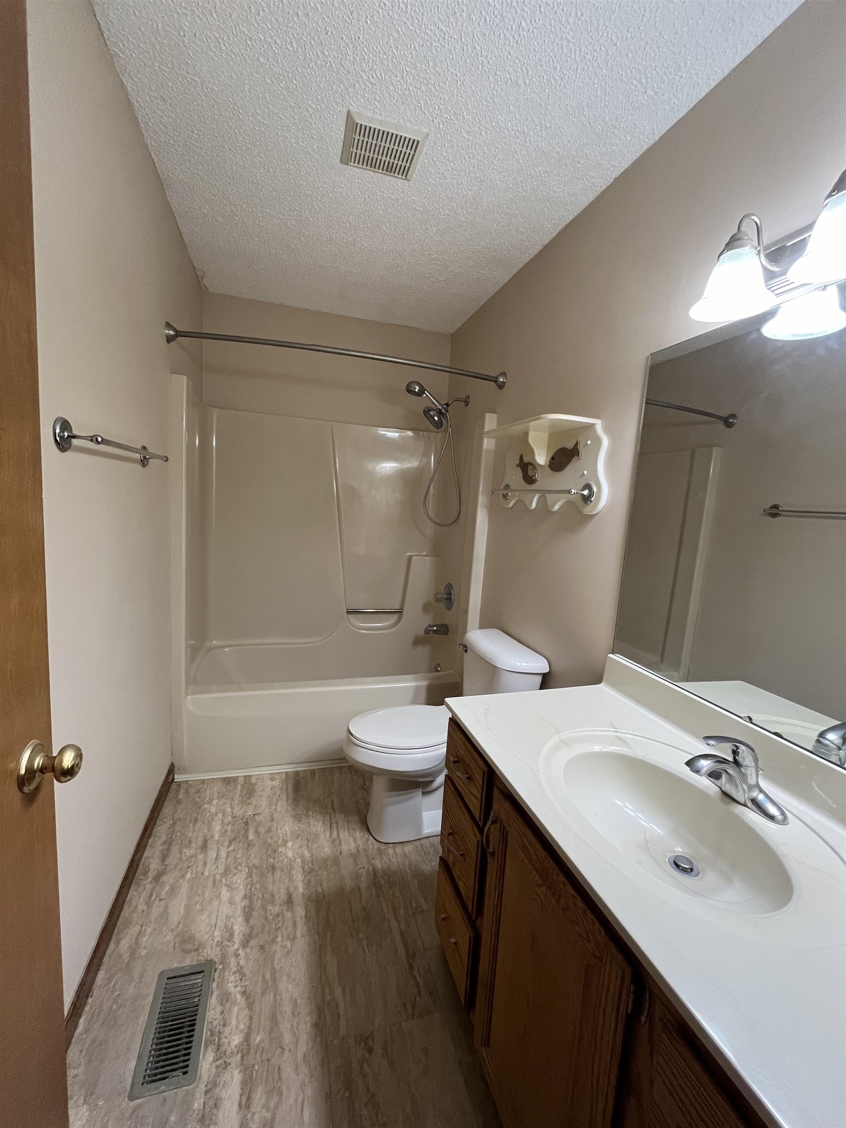 Photo 30 of 5925 Gate Tree Lane