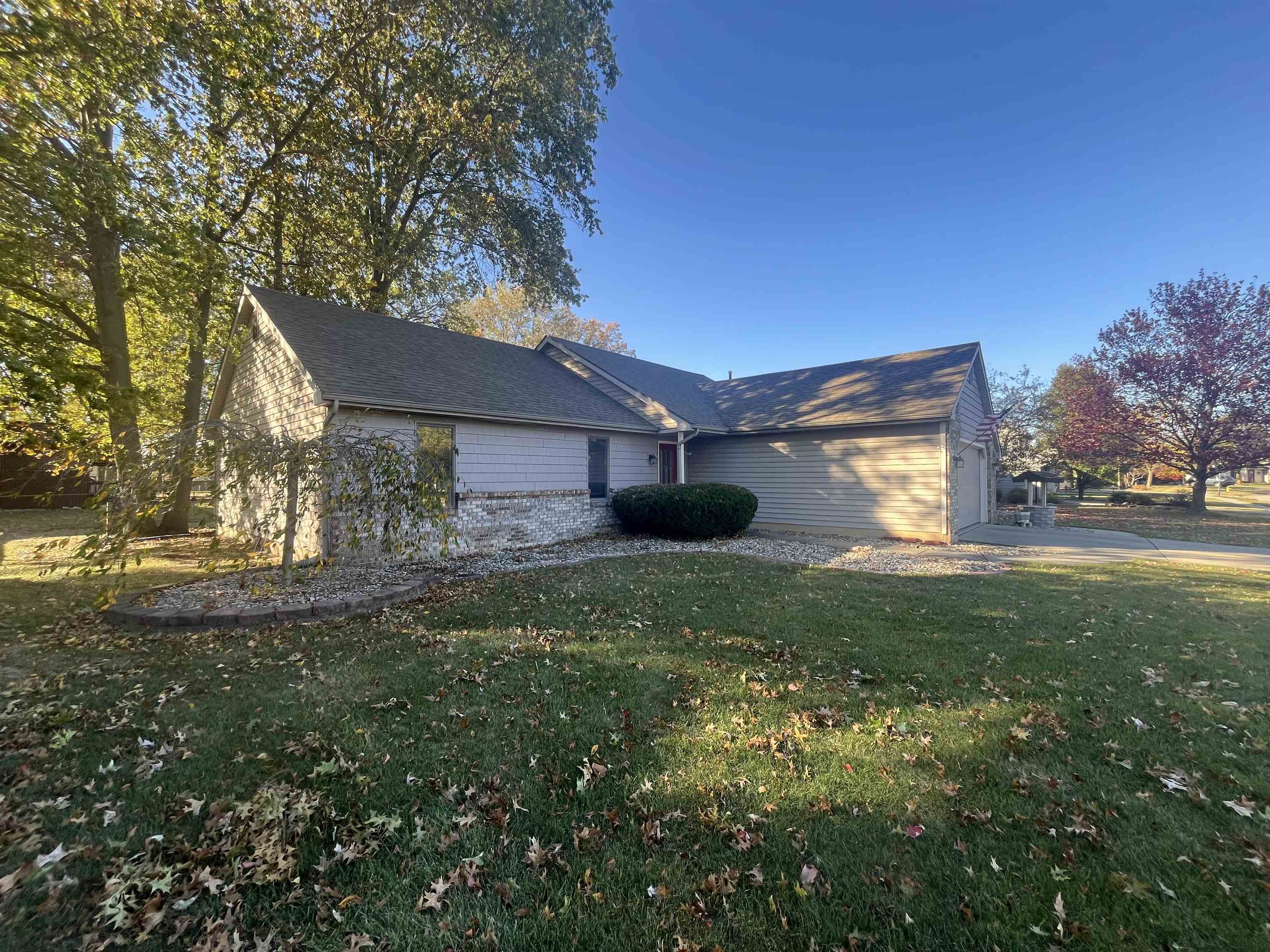 Photo 4 of 5925 Gate Tree Lane