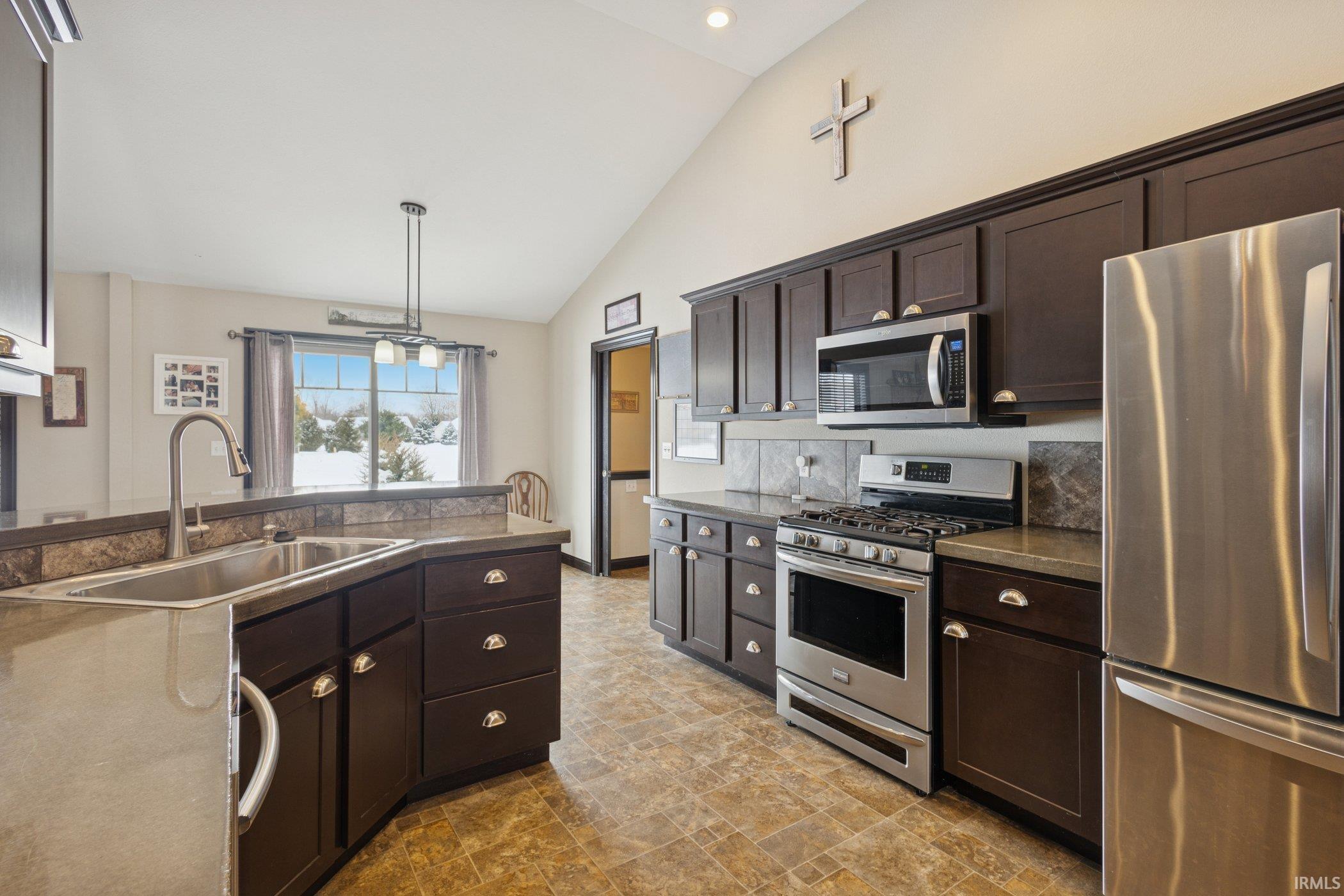 Photo 14 of 67354 Kensington Drive