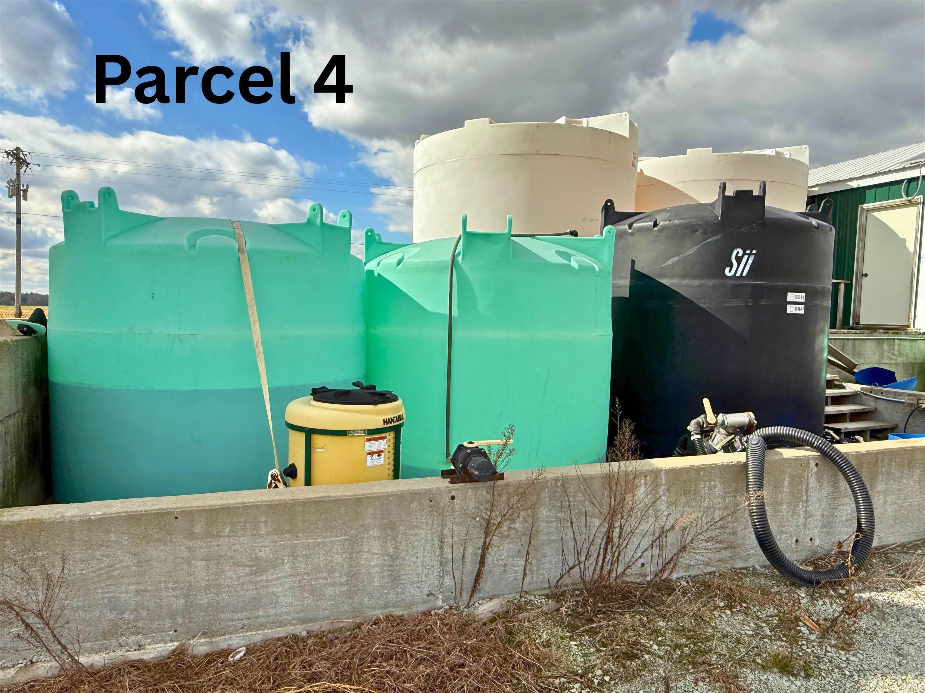 Photo 4 of 968 S IN-19 Highway