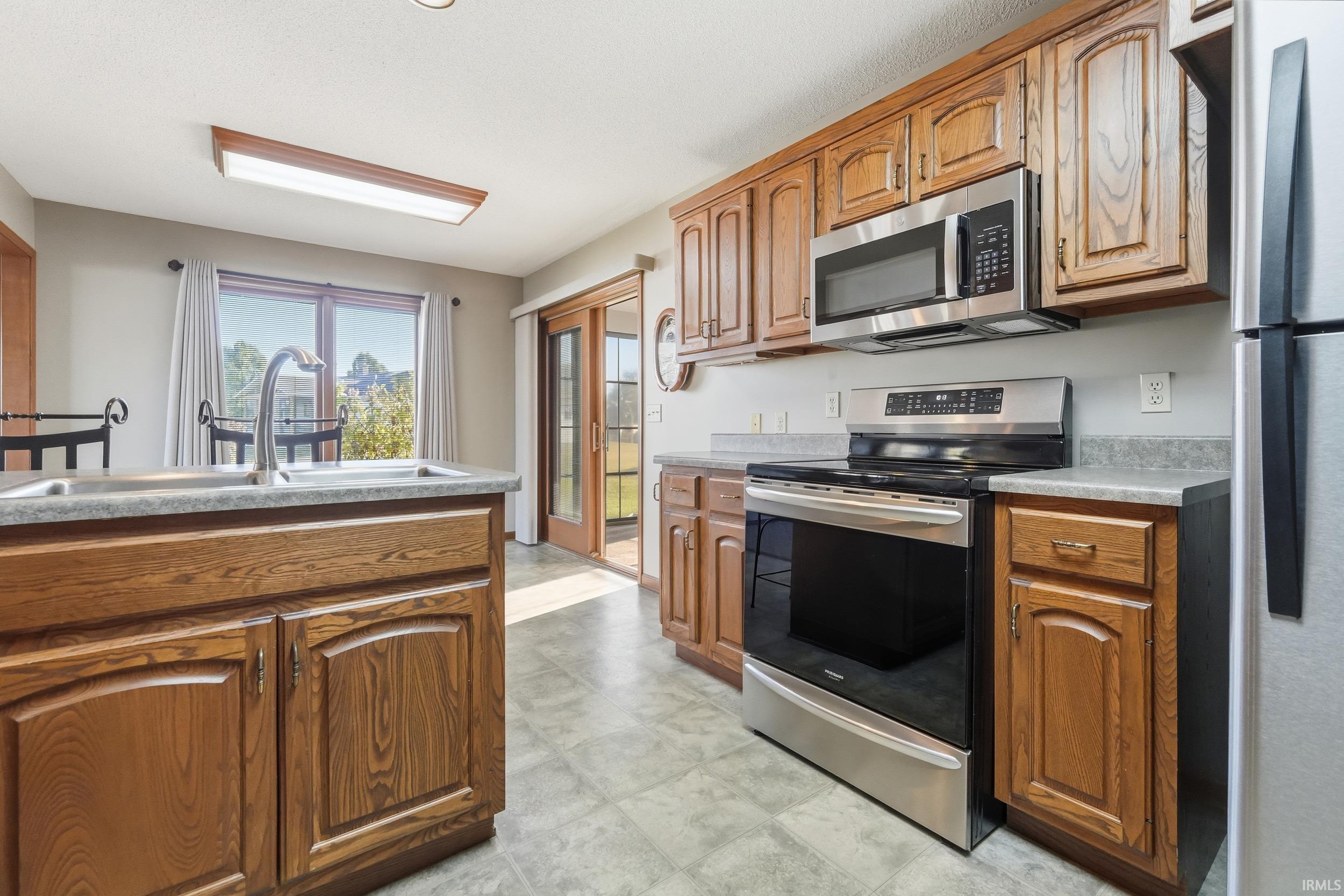 Photo 9 of 3727 Thyme Court