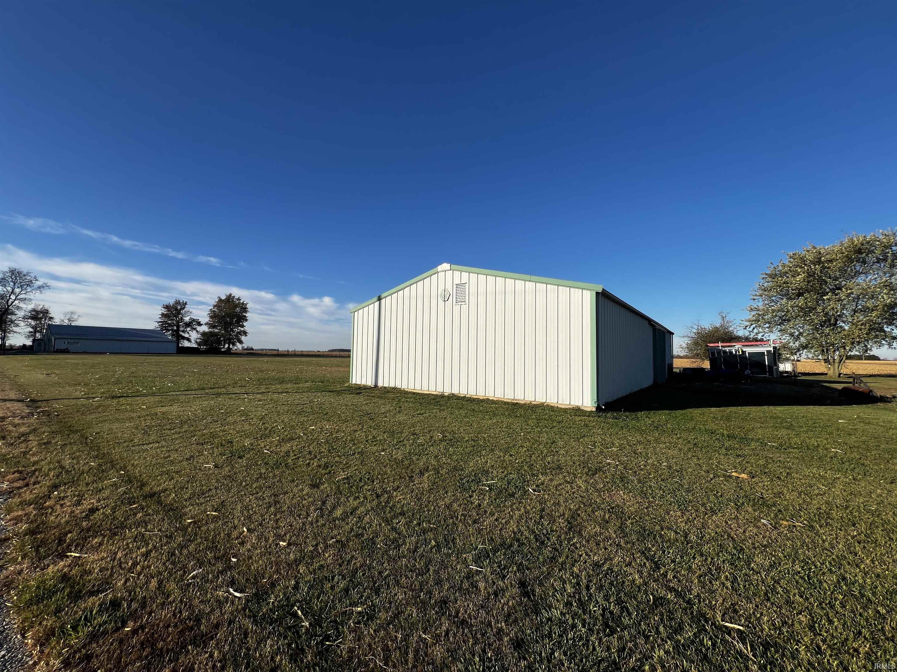 Photo 19 of 25812 Maumee Center Road