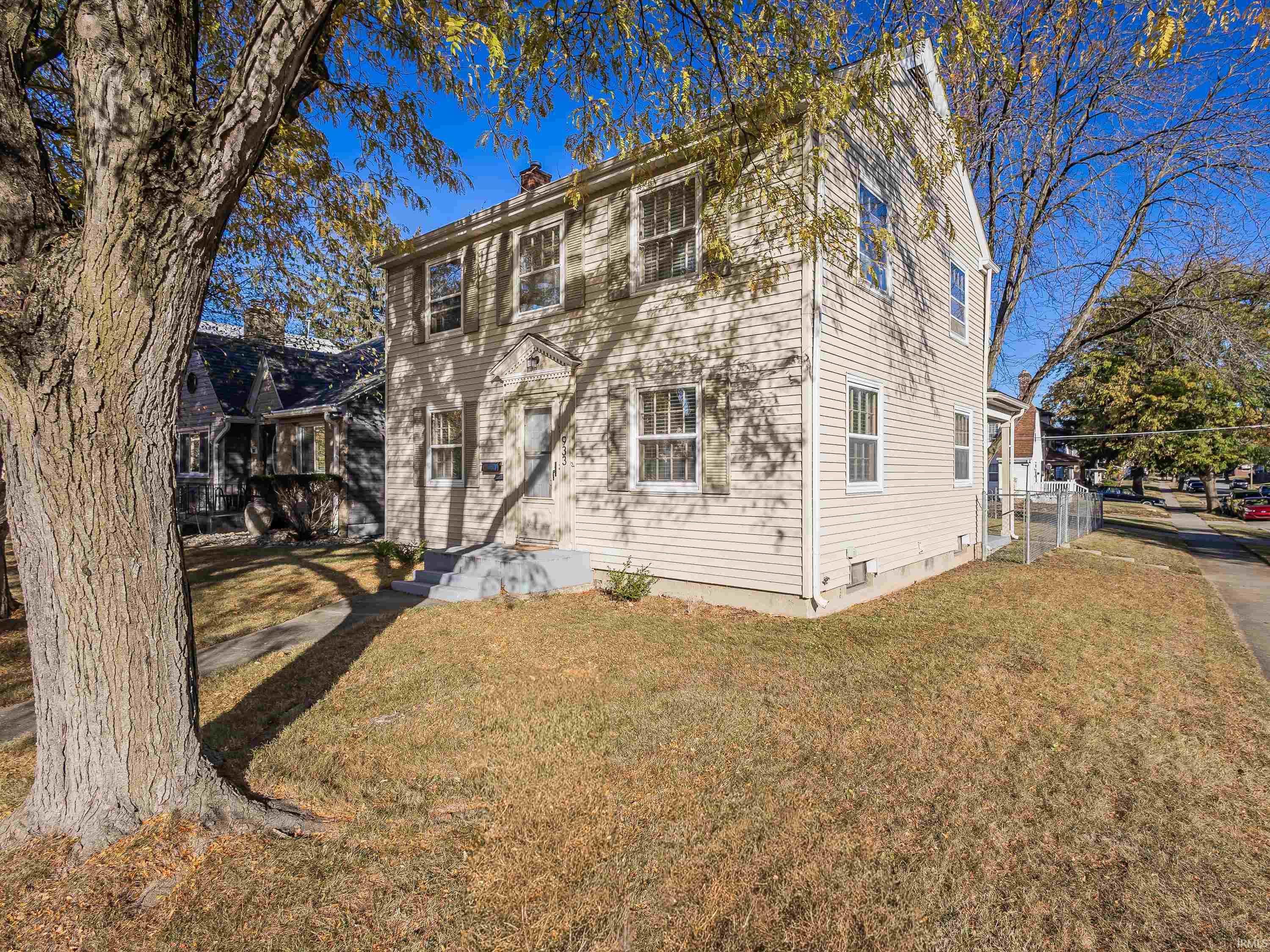 Photo 1 of 933 E Rudisill Boulevard