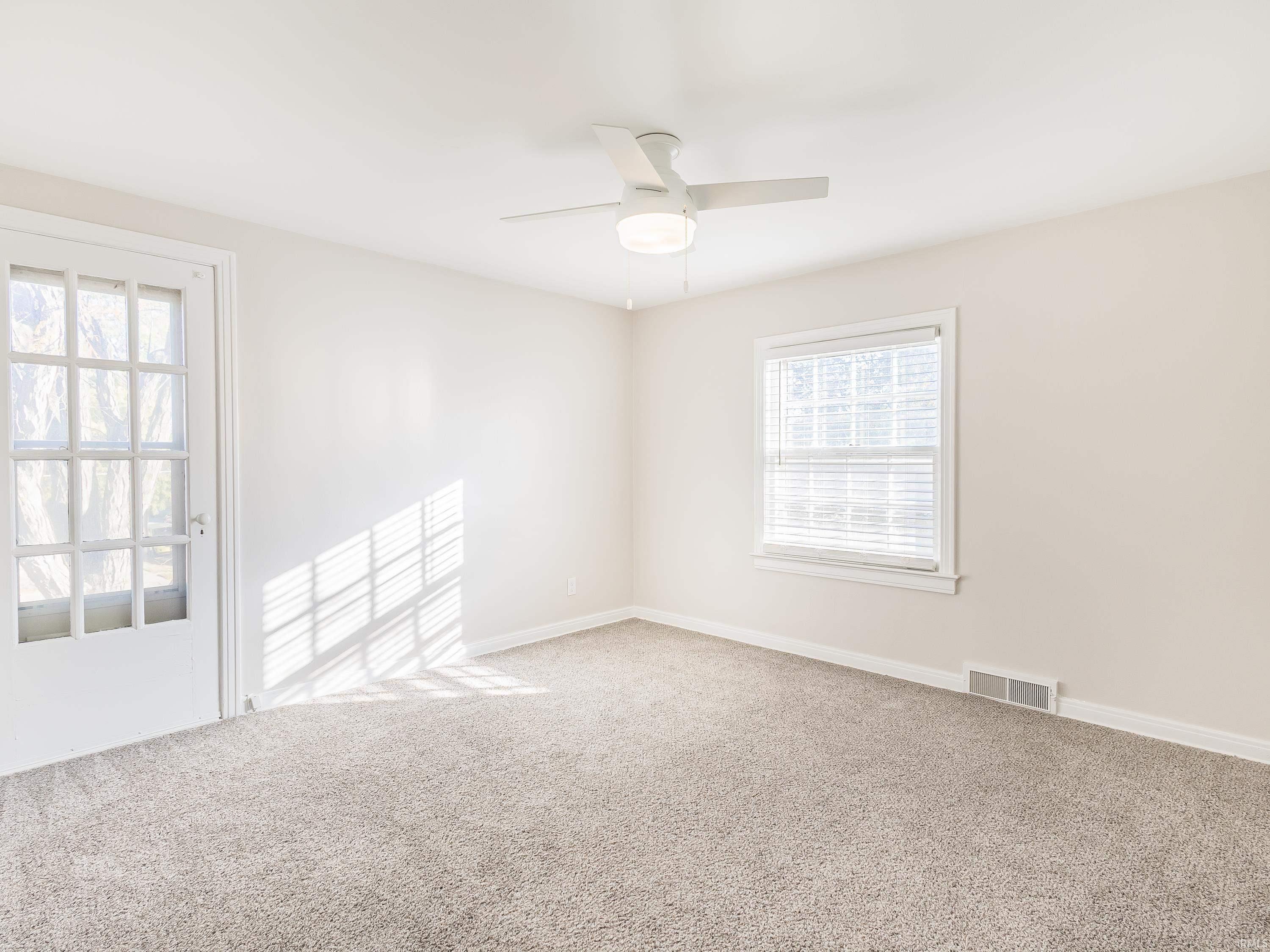 Photo 13 of 933 E Rudisill Boulevard