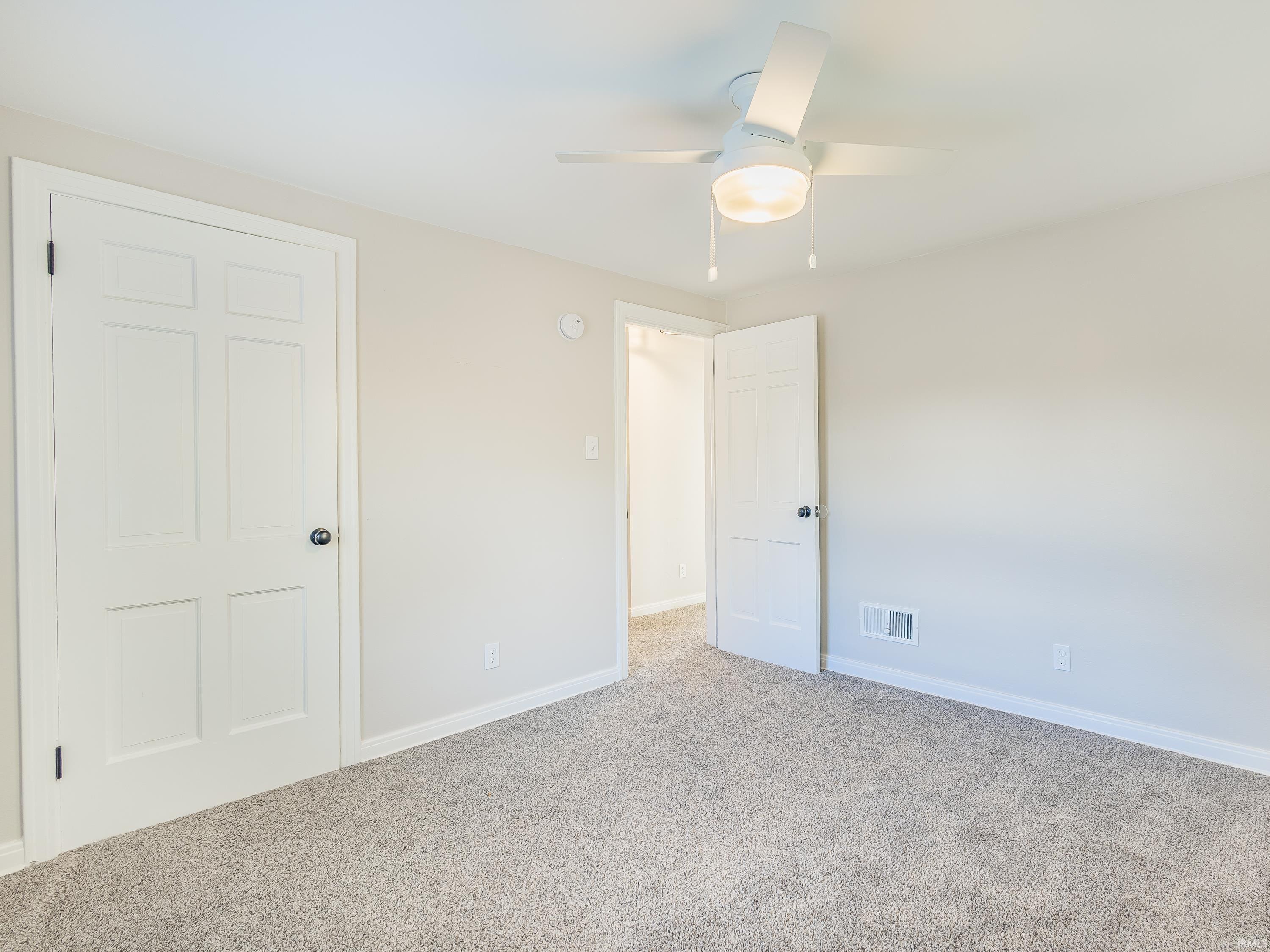 Photo 16 of 933 E Rudisill Boulevard