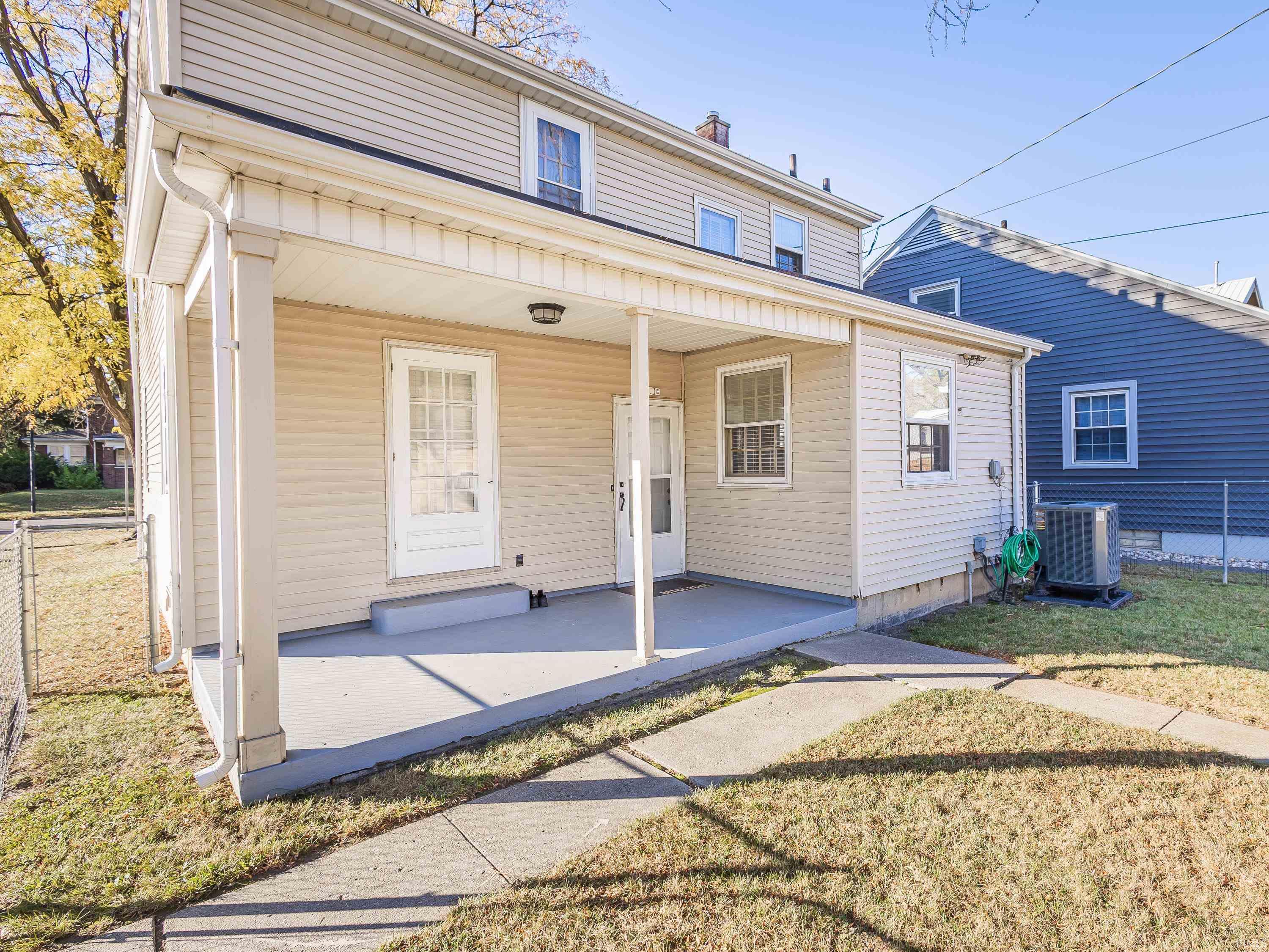 Photo 19 of 933 E Rudisill Boulevard