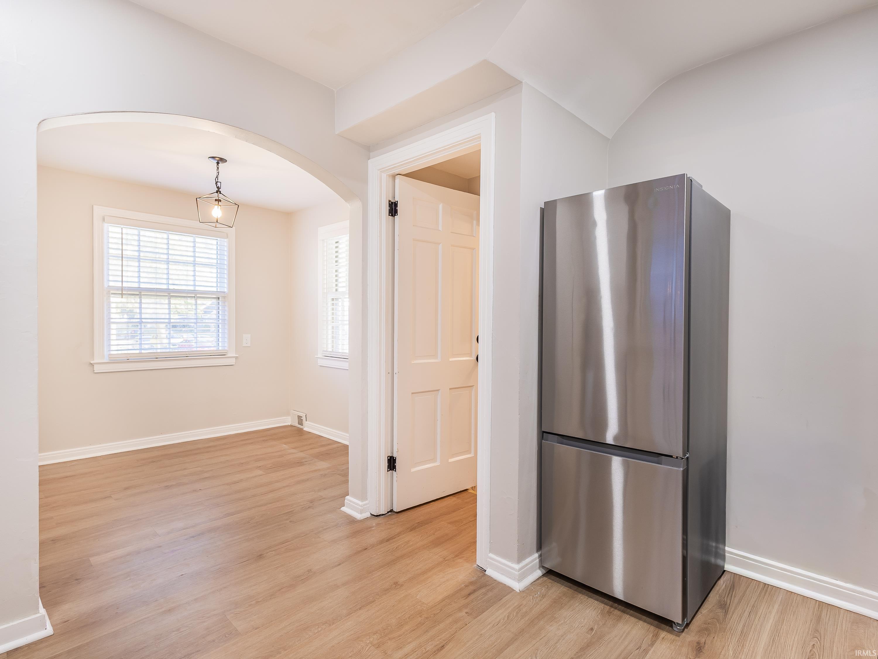 Photo 9 of 933 E Rudisill Boulevard