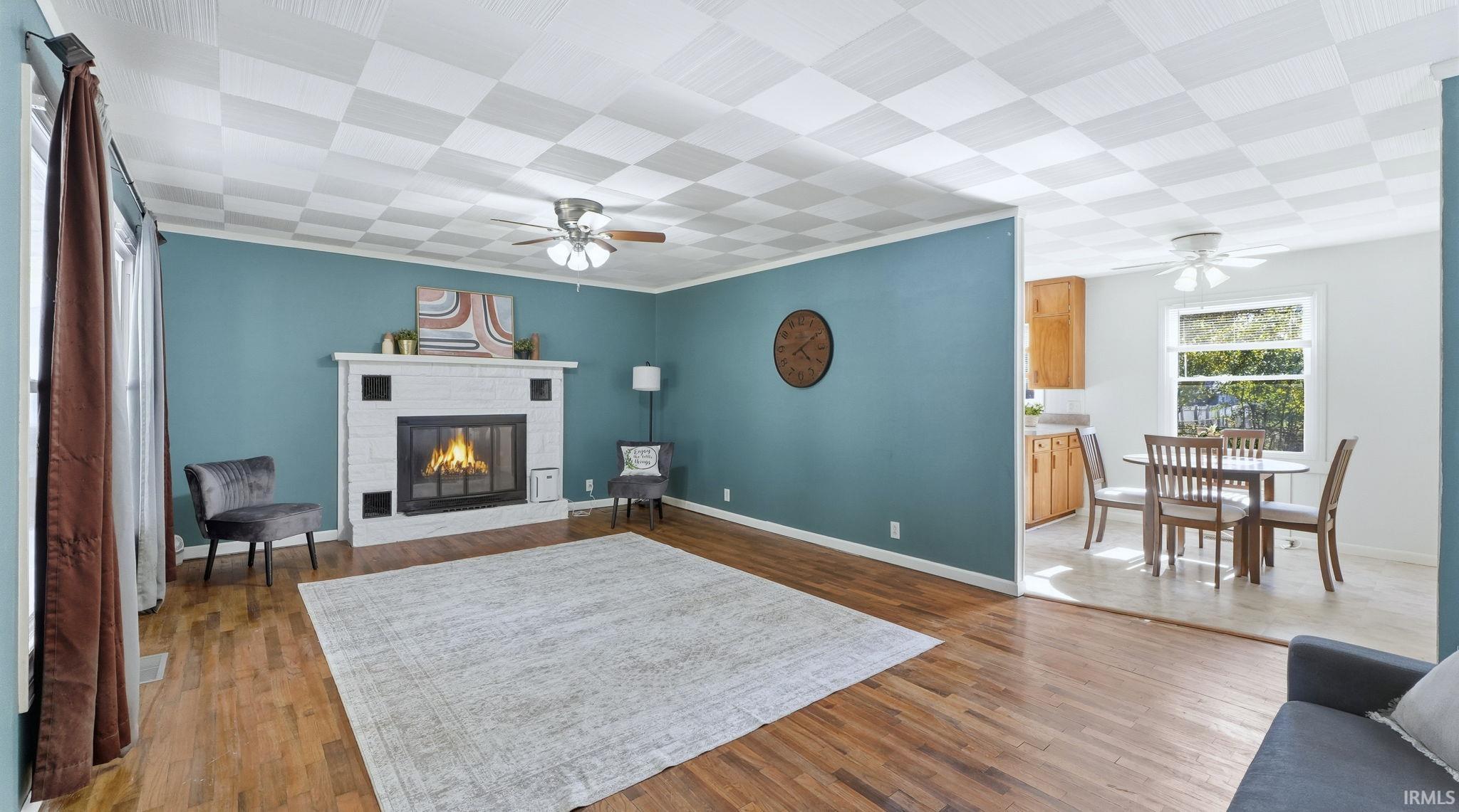 213 E Maple Grove Street