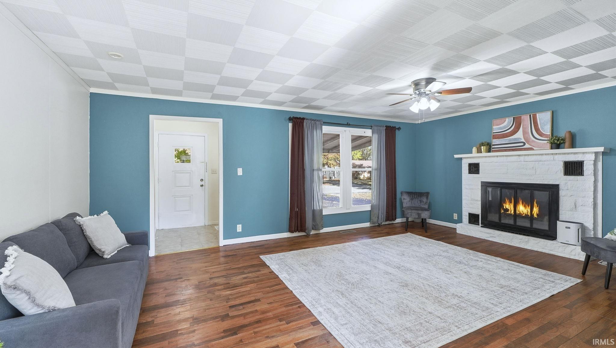 213 E Maple Grove Street