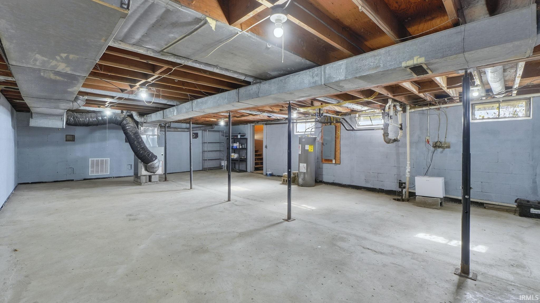 213 E Maple Grove Street