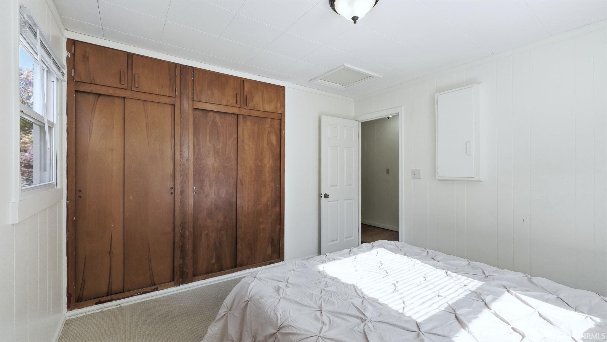 213 E Maple Grove Street