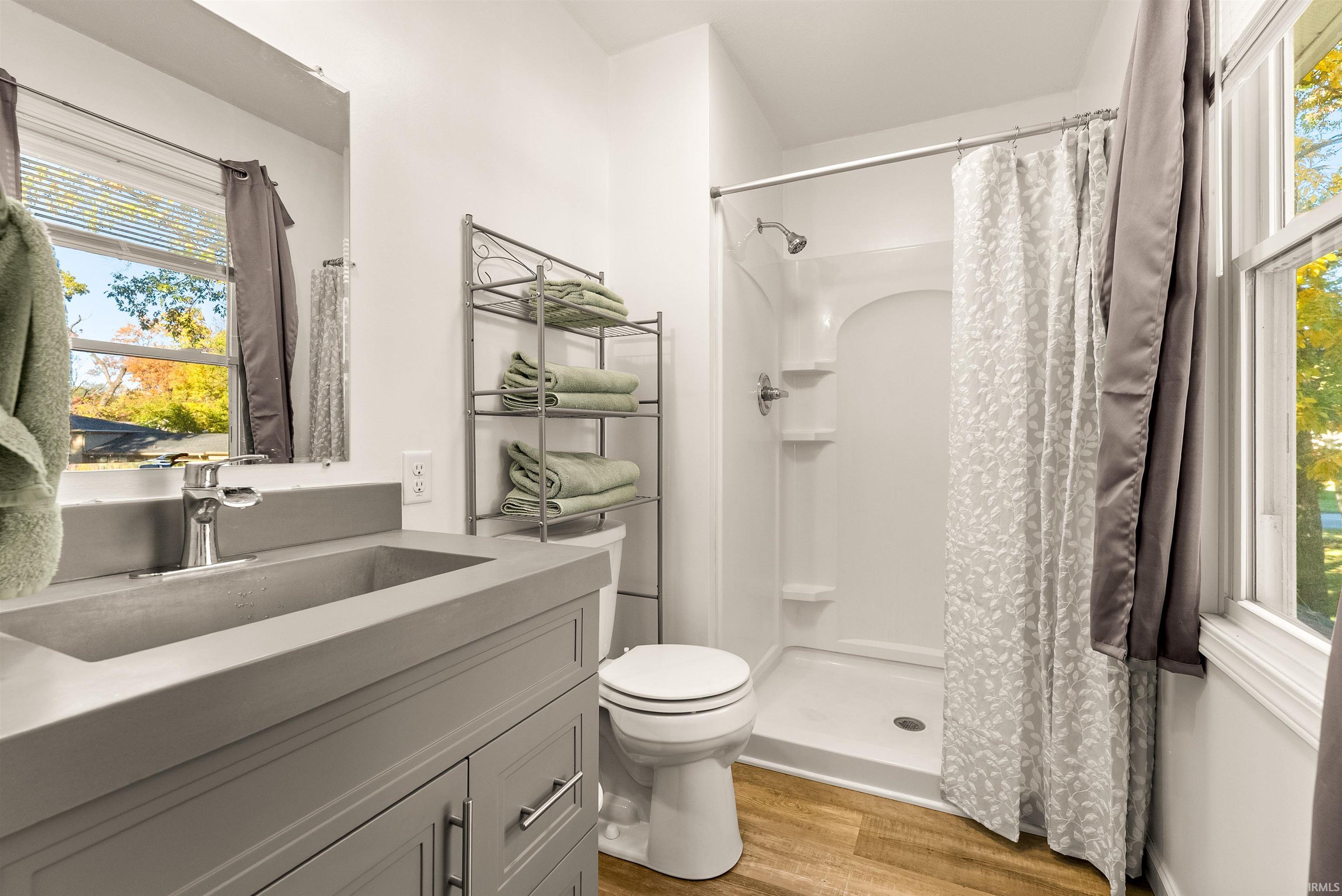 Photo 19 of 23236 Kingsland Court