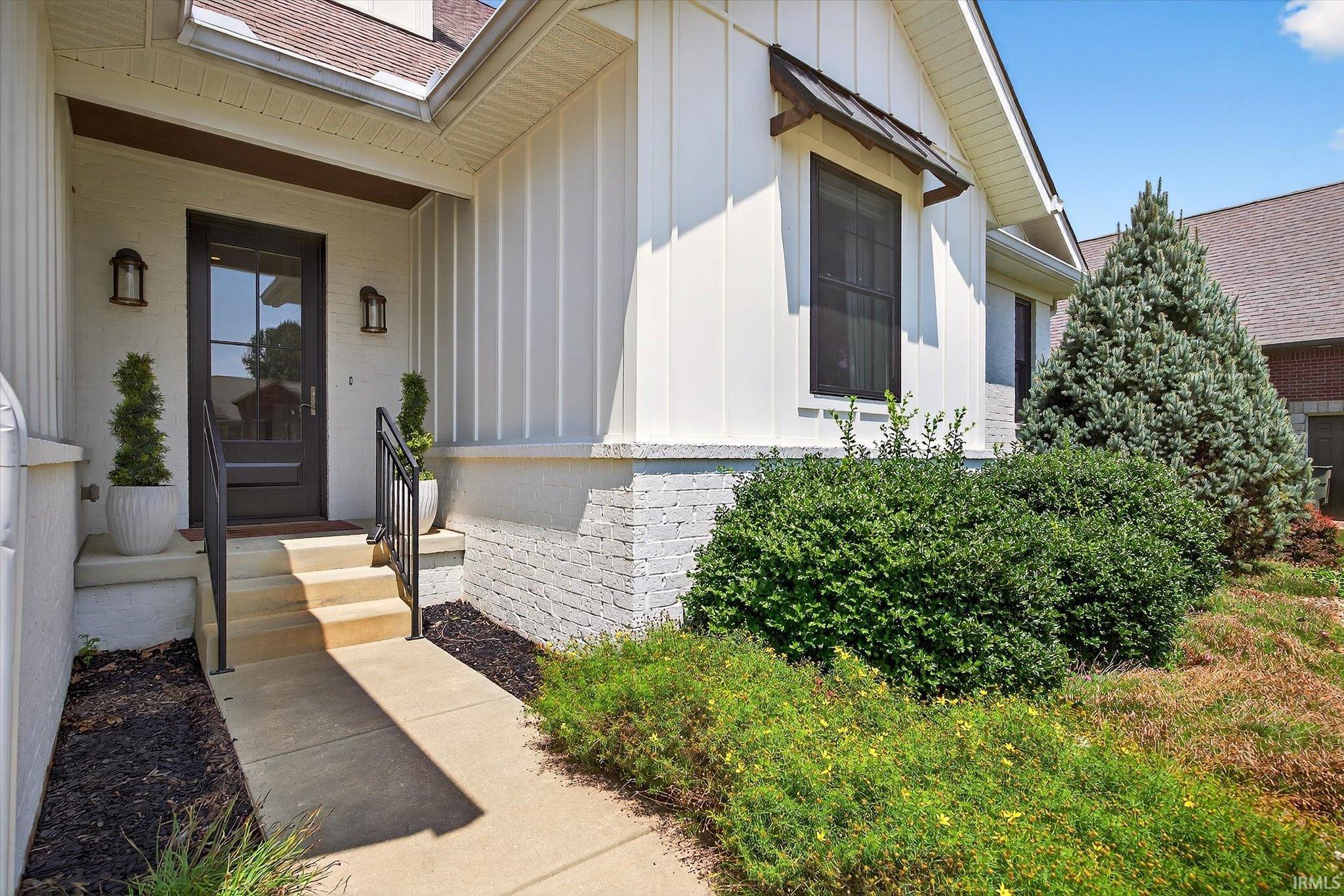 Homes for sale in Ellettsville, IN | 943 E Nicholas Ln, Ellettsville, IN 47429 | MLS# 202544018