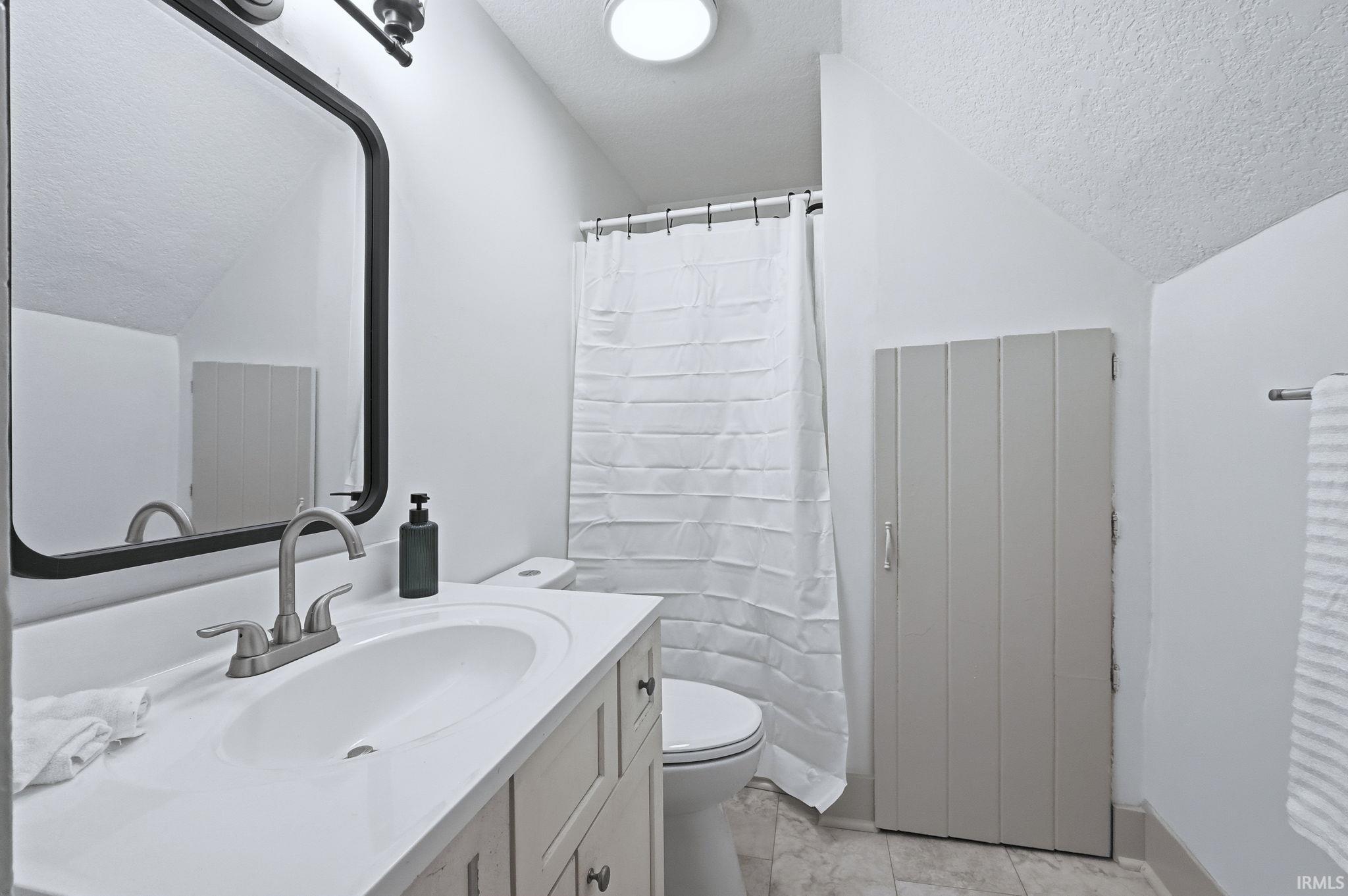 Photo 17 of 325 N Lafontaine Street