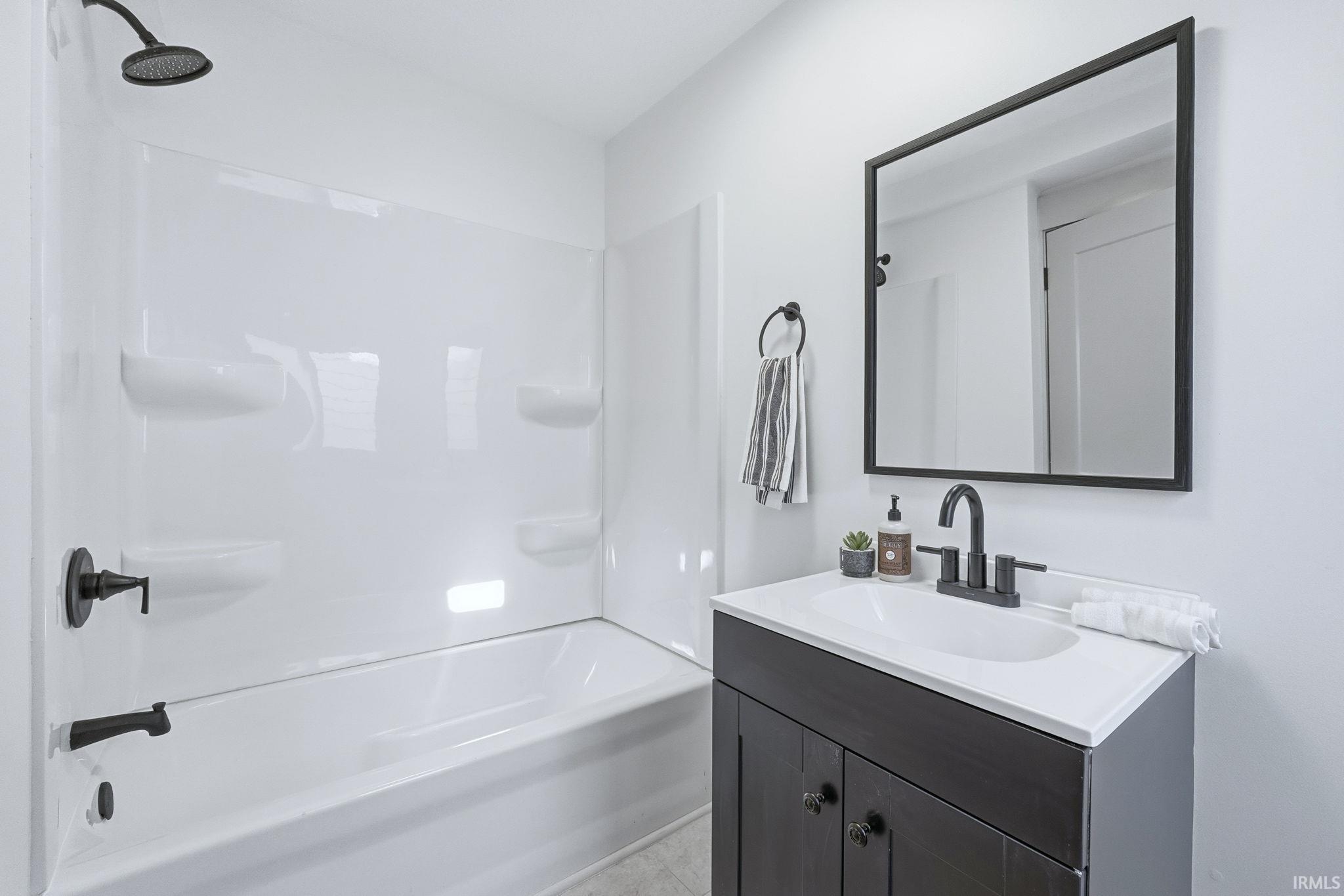 Photo 9 of 325 N Lafontaine Street