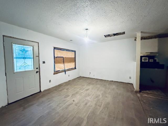 Homes for sale in Wolcott, IN | 205 W Scott St, Wolcott, IN 47995 | MLS# 202544026