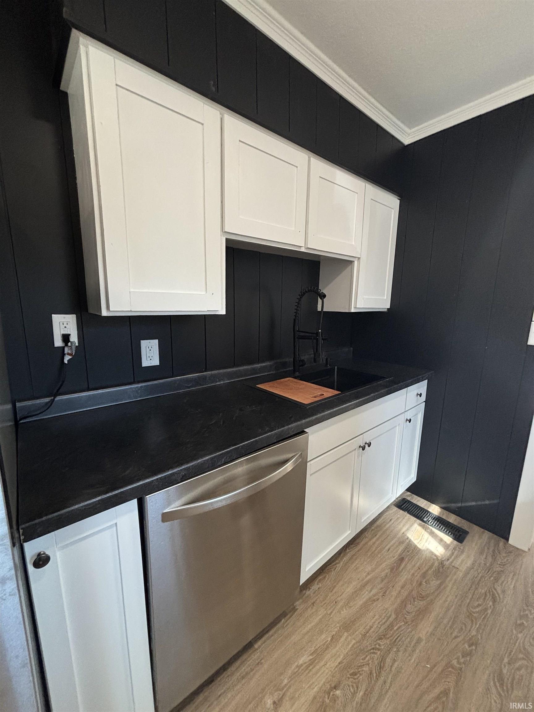 Photo 14 of 3343 Vance Avenue