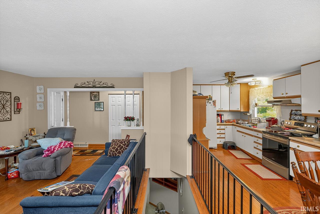 Photo 12 of 807 N River Road