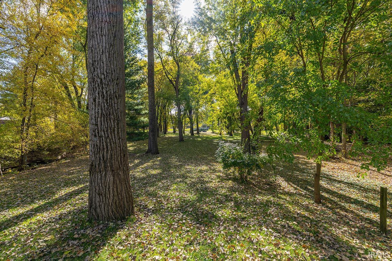 Photo 7 of 807 N River Road