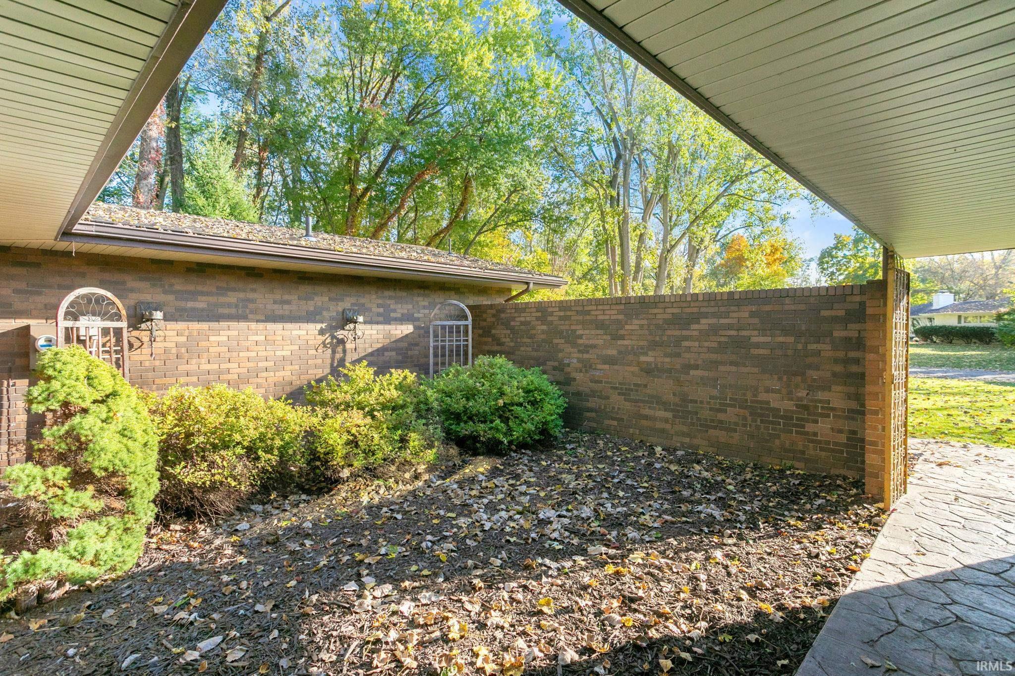 Homes for sale in South Bend, IN | 17555 N Juday Lake Dr, South Bend, IN 46635 | MLS# 202544051