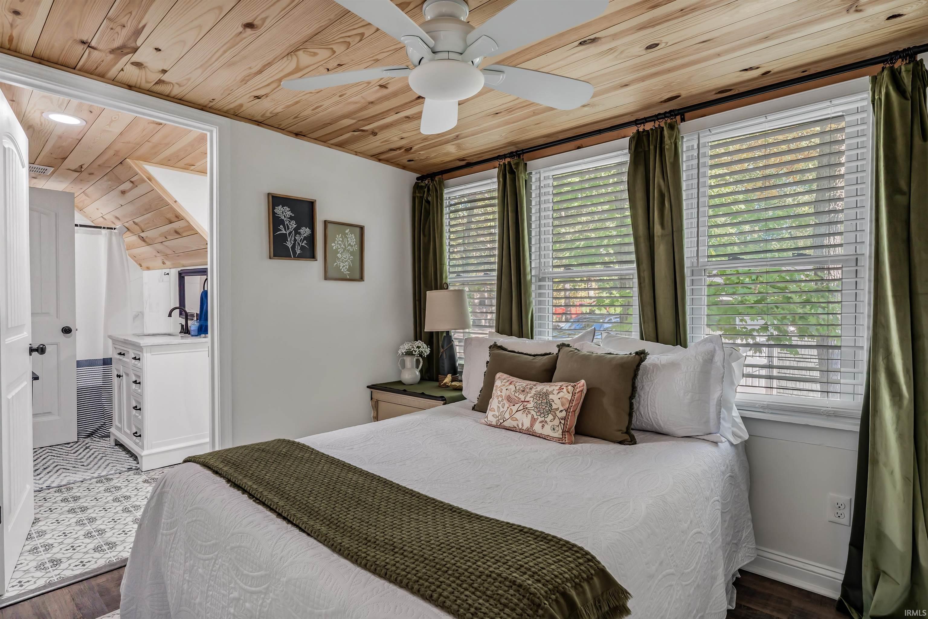 Photo 18 of 456 Spring Beach Road