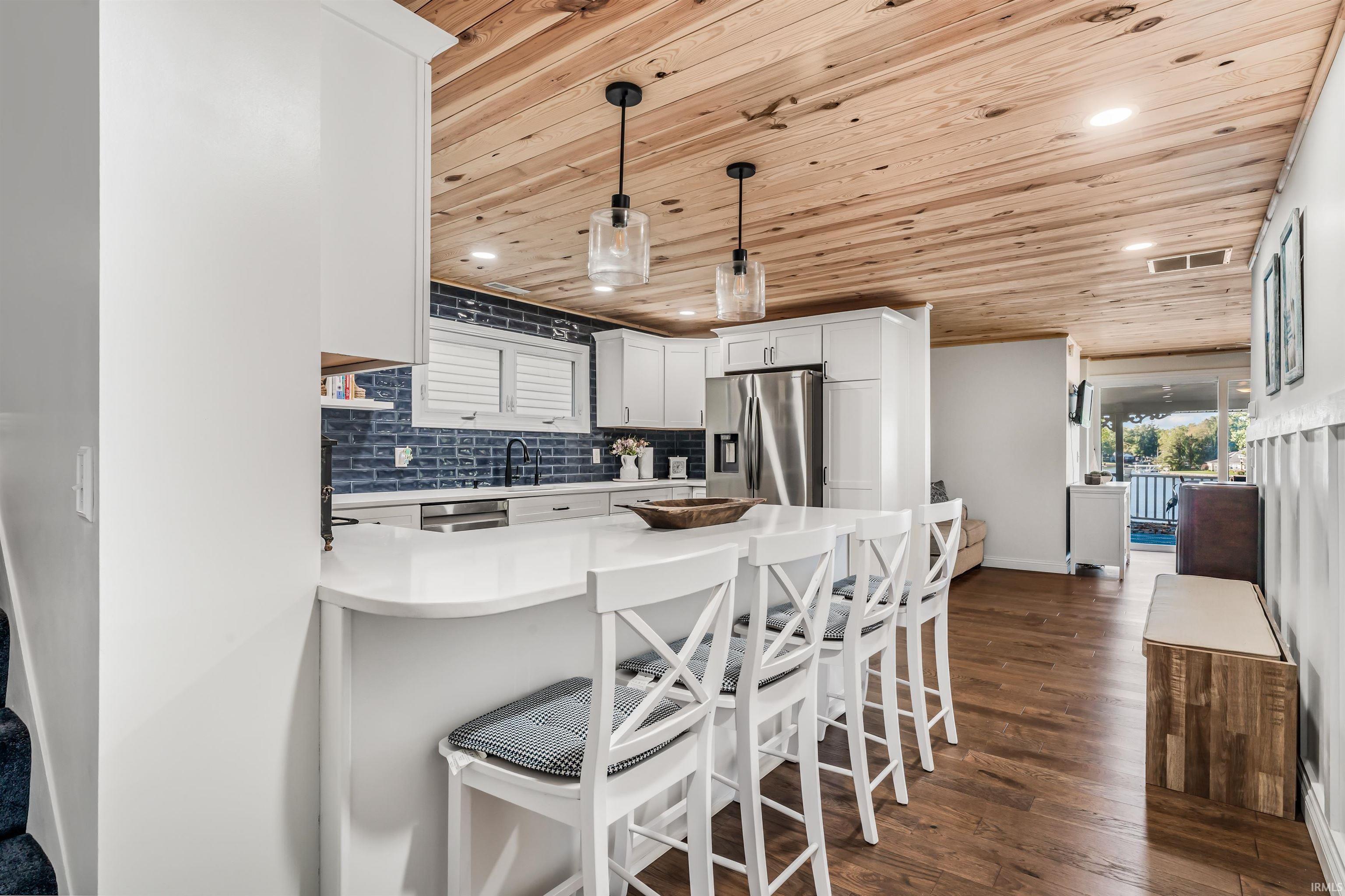 Photo 4 of 456 Spring Beach Road