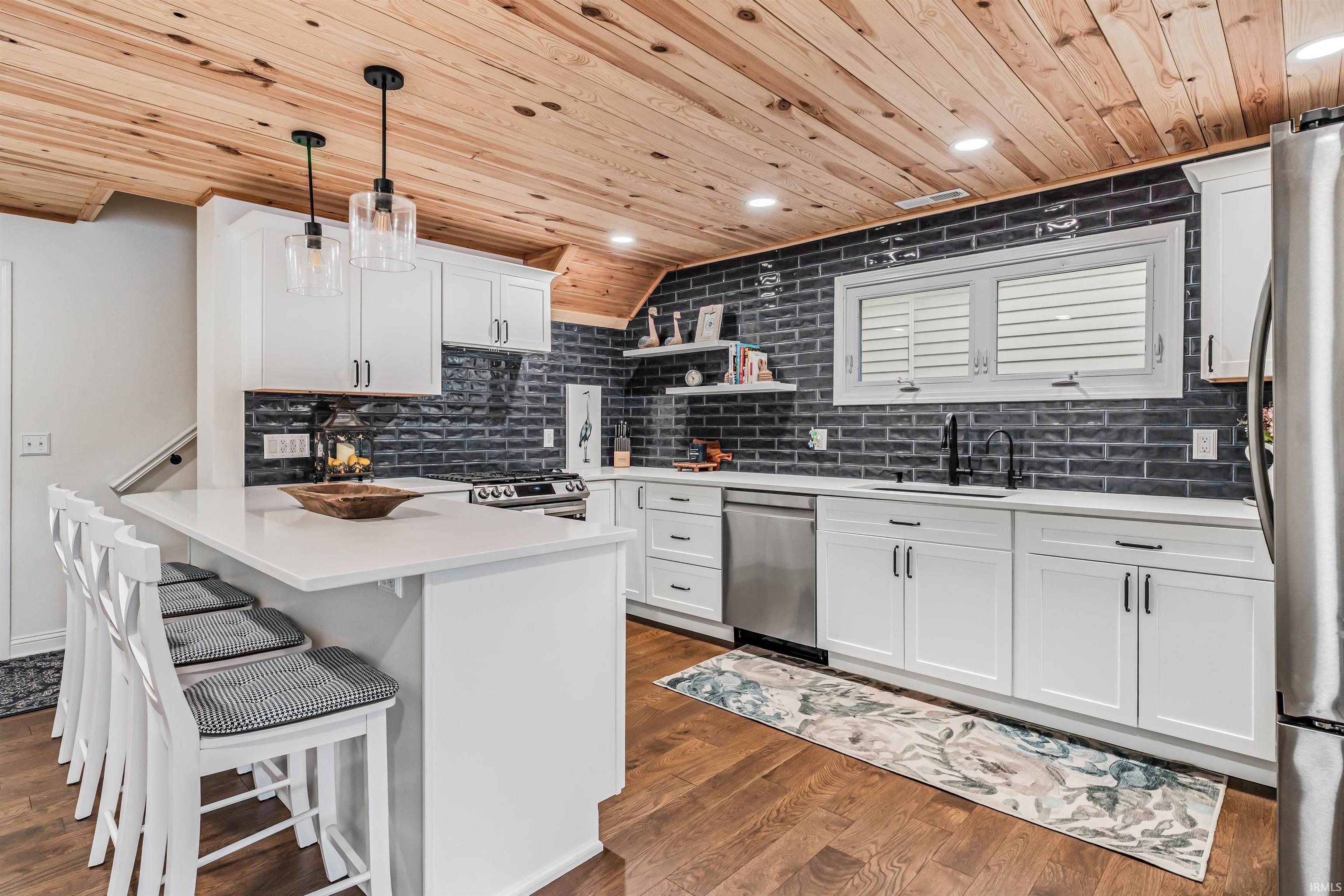 Photo 5 of 456 Spring Beach Road