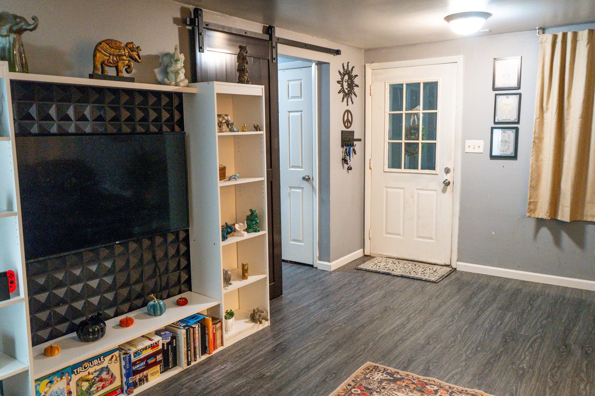 Photo 4 of 4920 Wheelock Road